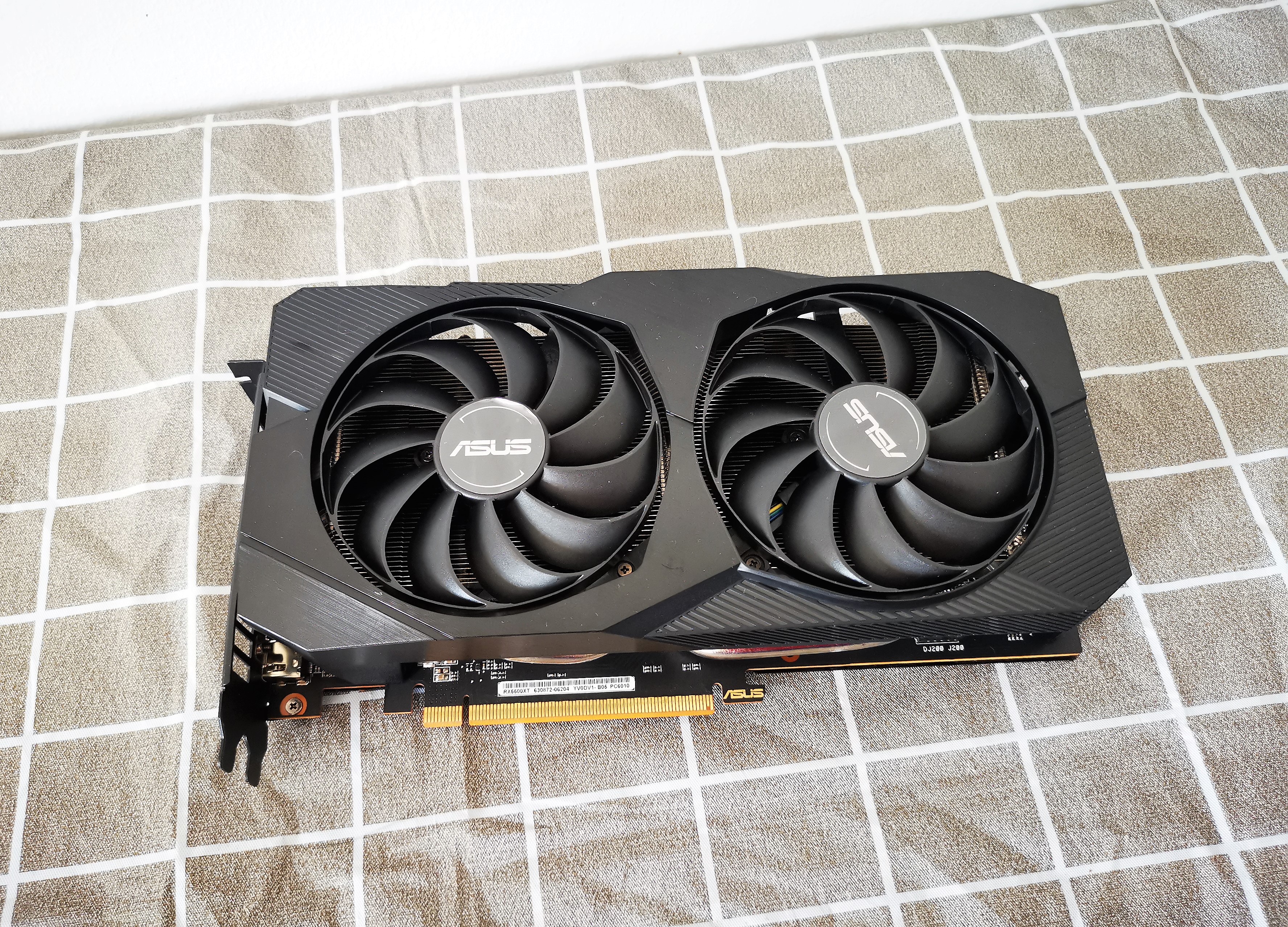 ASUS Dual RX 5500 XT OC Evo