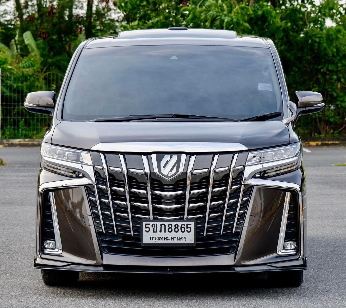 Toyota Alphard 2.5 SC Package จดทะเบียนปี 2021