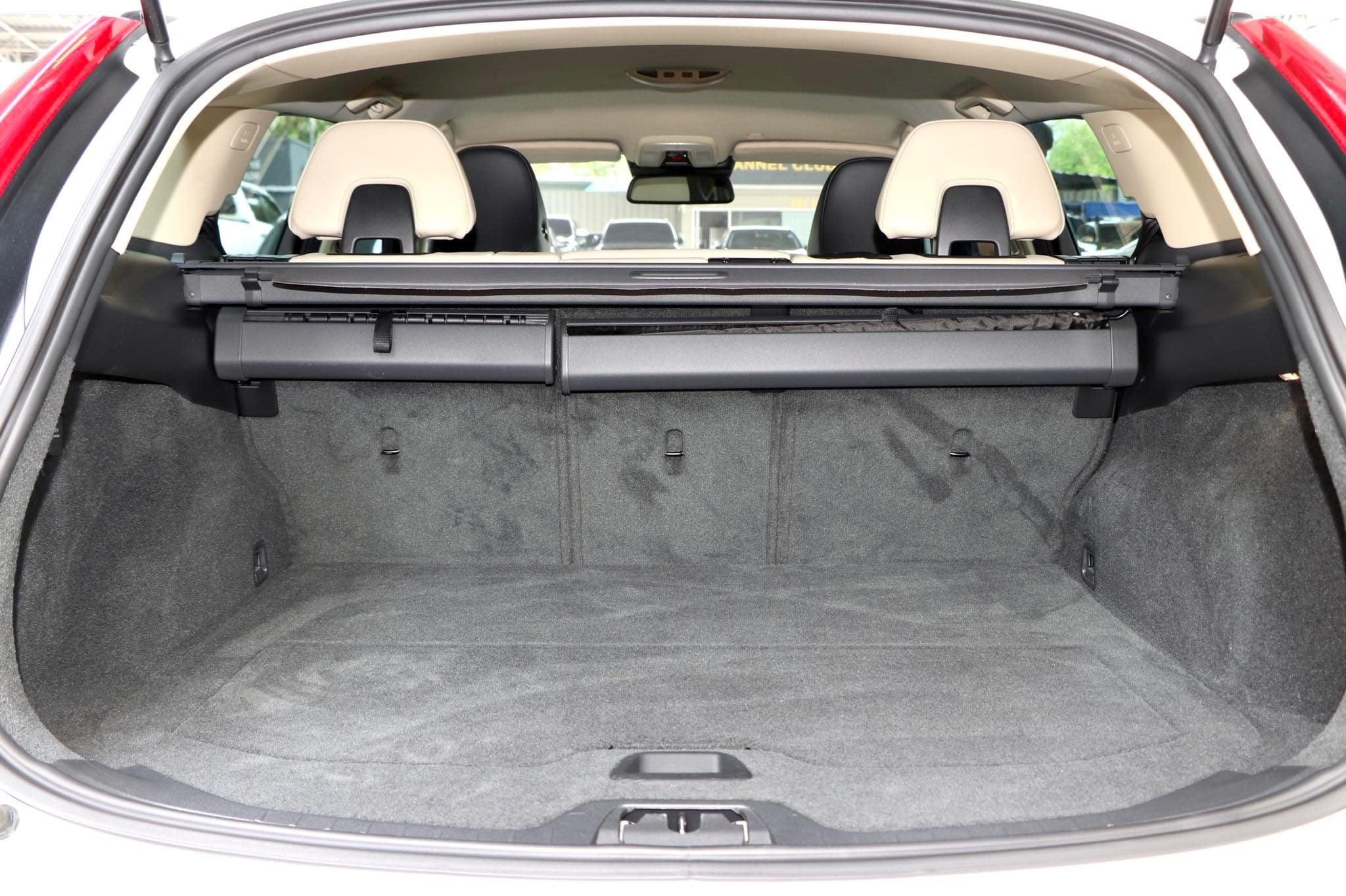 VOLVO V60 1.6 T4F ปี2014