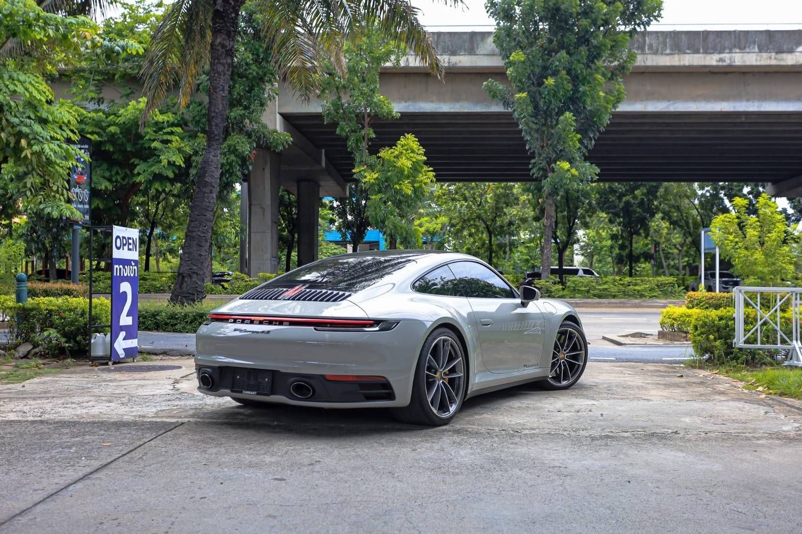 Porsche 911 Carera 4S (992) ปี 2022