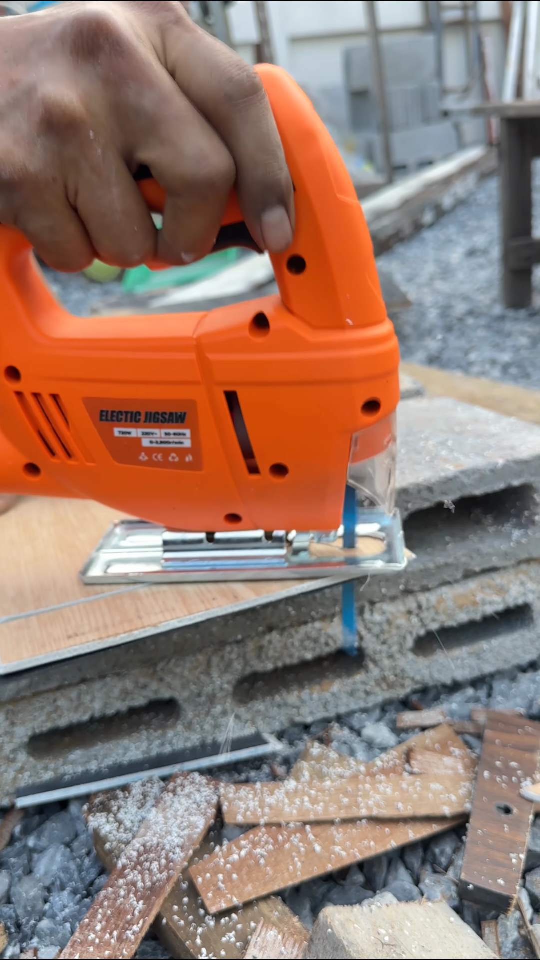 เลื่อยจิ๊กซอ ONSEN รุ่น ON-431 แถมใบเลื่อย 1 ใบ และ ประแจ 1 ชิ้น