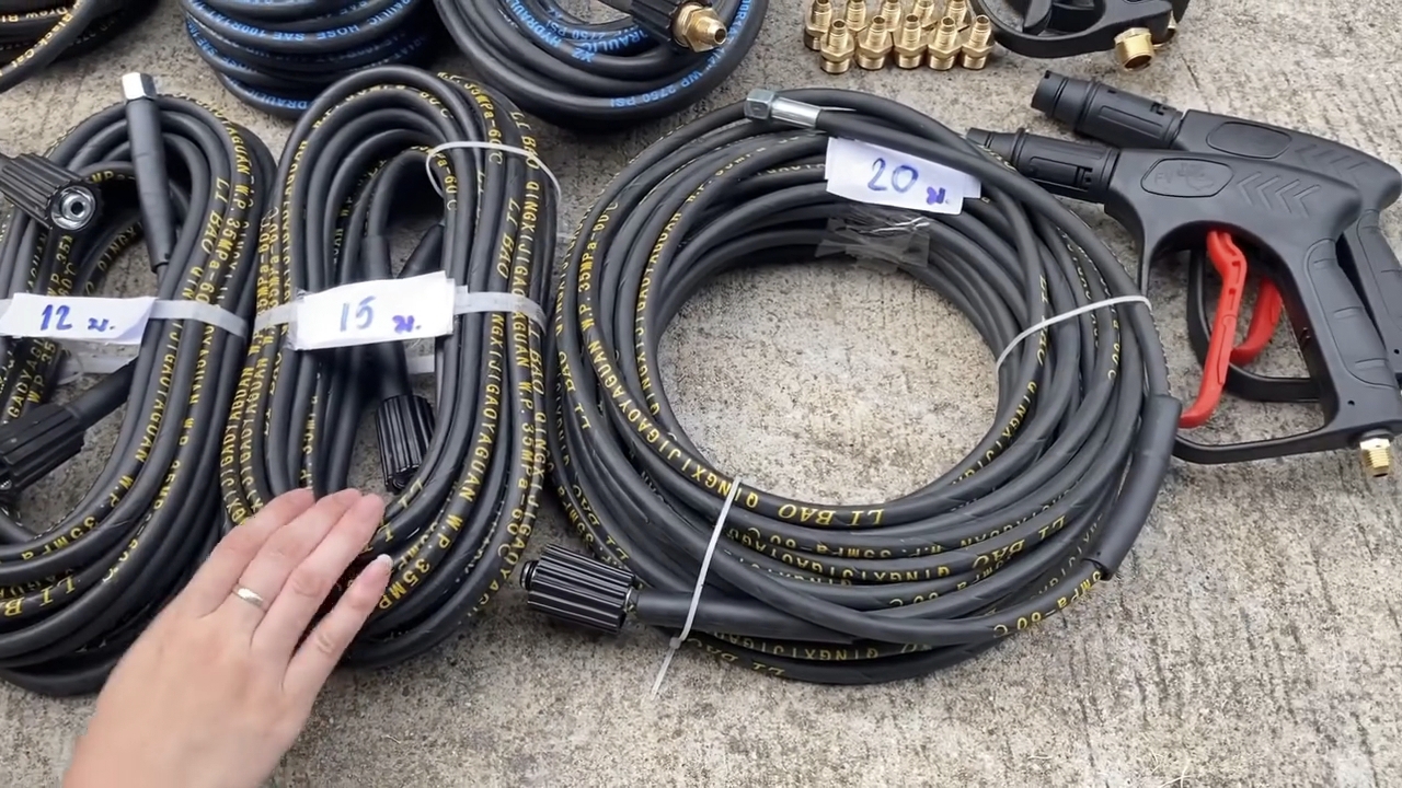 สายอัดฉีด มีหลายขนาด