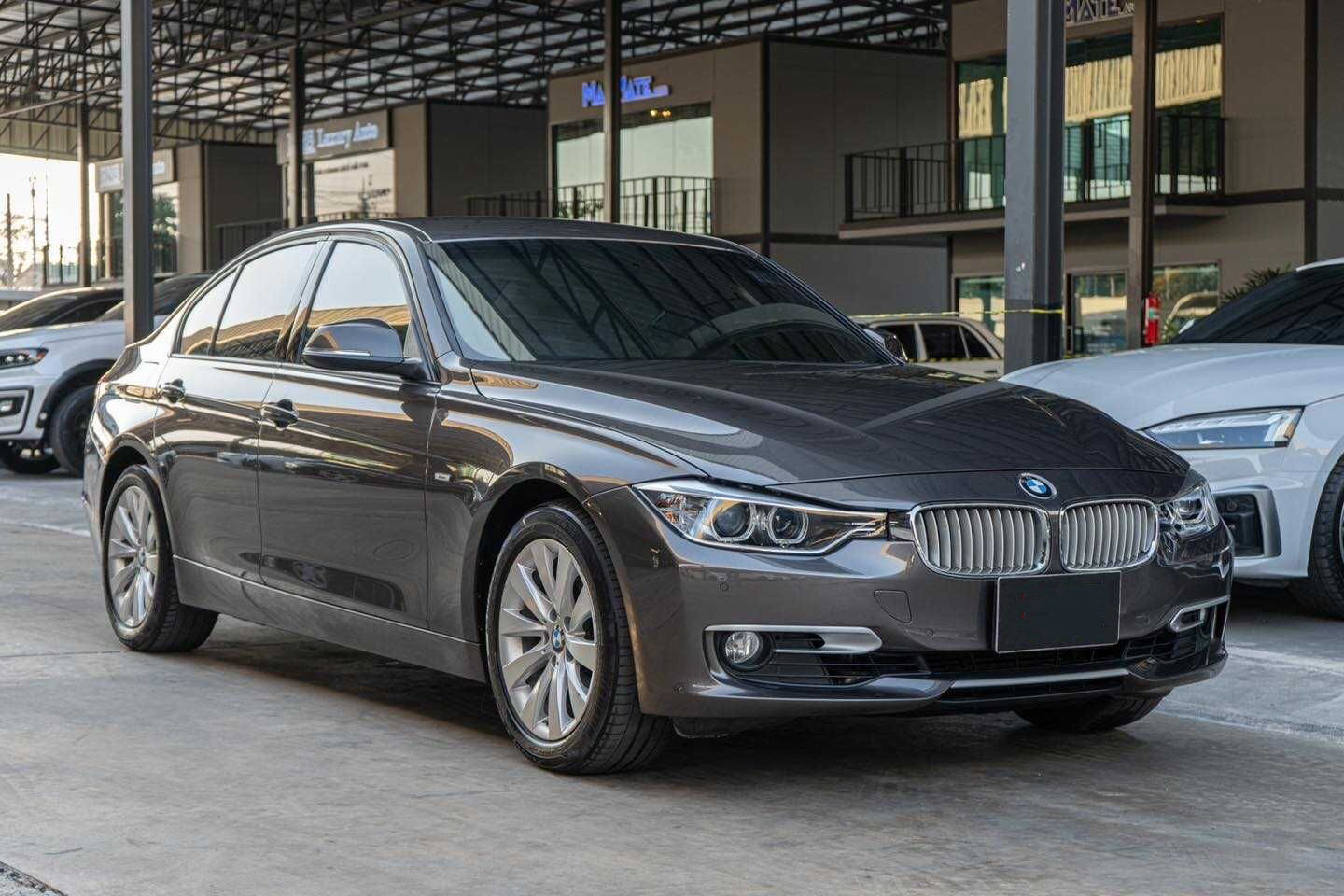 Bmw F30 320i Modern Line ปี 2013