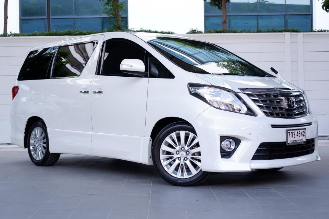 TOYOTA Alphard 2.4 V ปี 2014