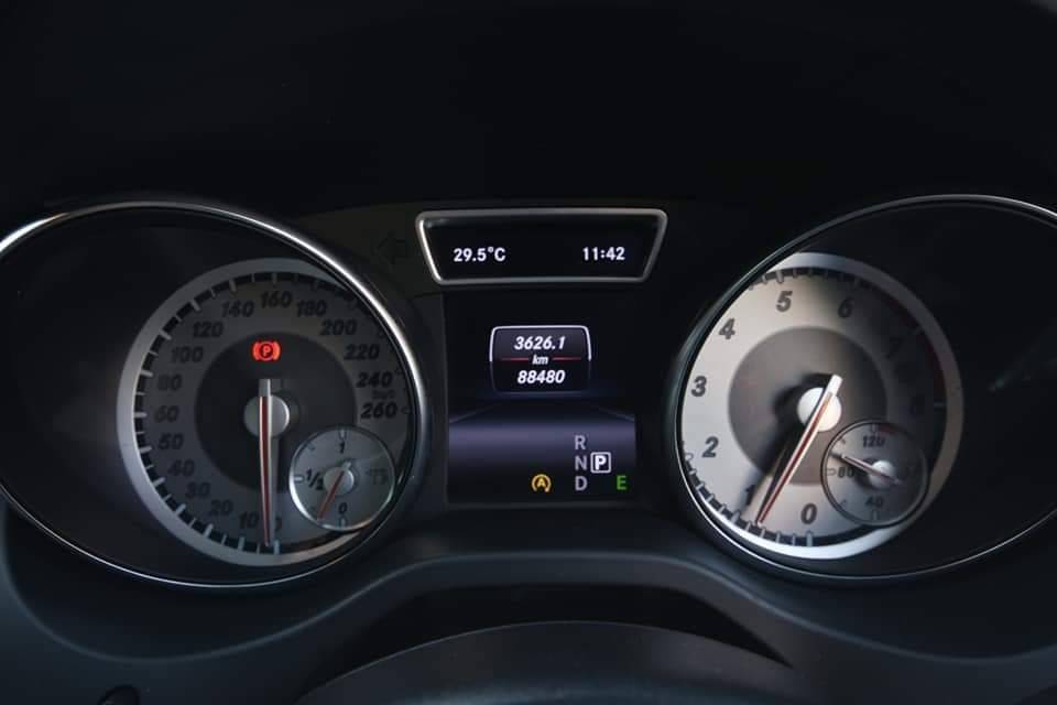 Mercedes Benz GLA200 ปี 2015
