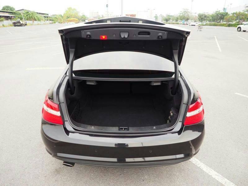 Mercedes Benz E200 Sport Coupe ปี 2011