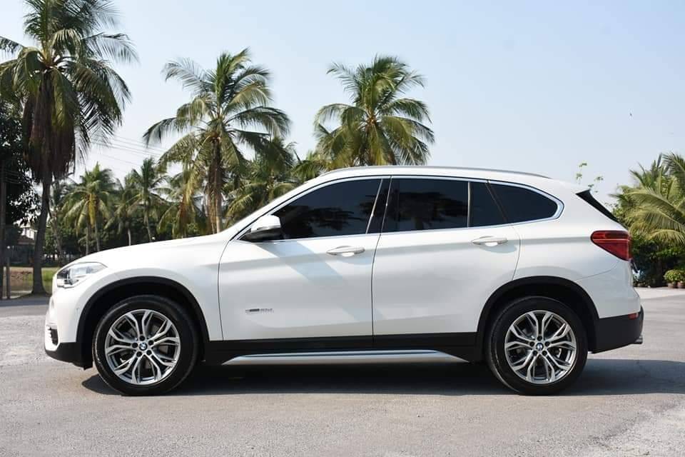 Bmw X1 sDrive18d ปี 2017