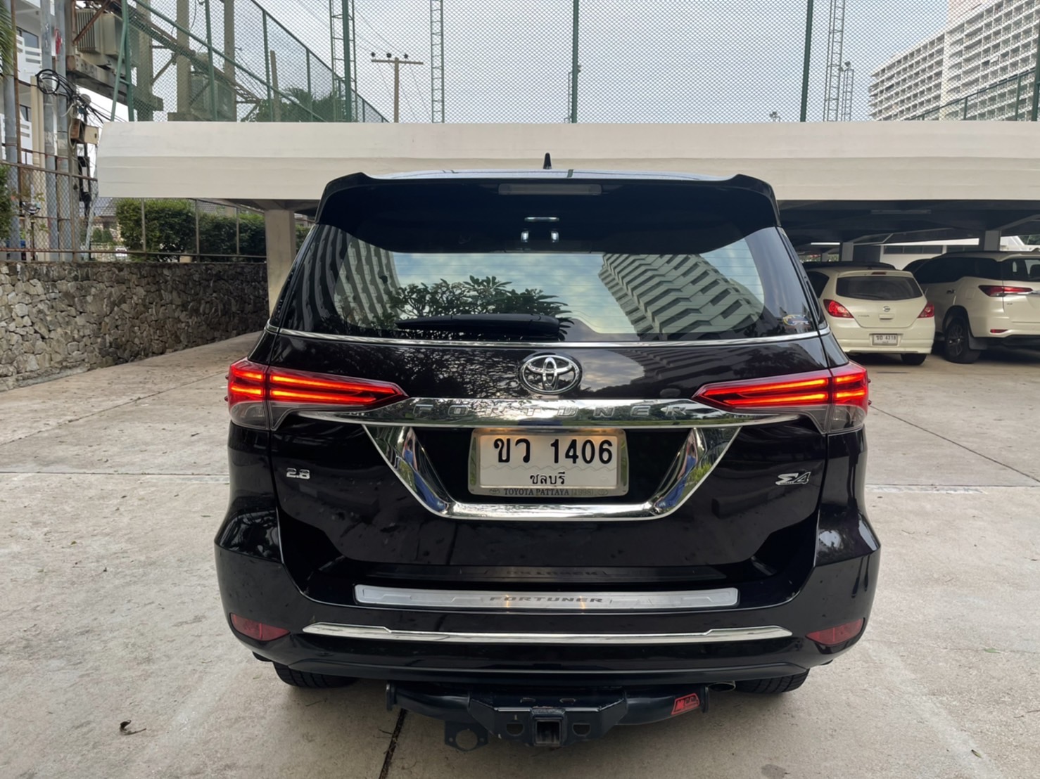 Toyota Fortuner 2.8 ขับ 4 ปี 2015