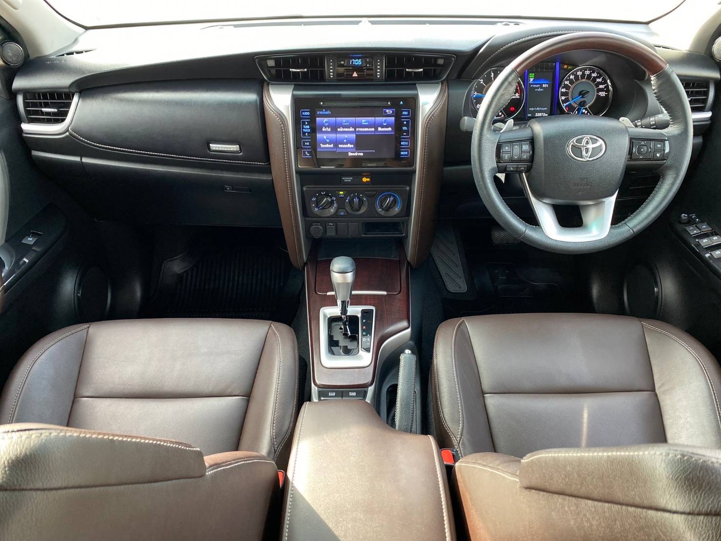 Toyota Fortuner 2.4G ปี2020