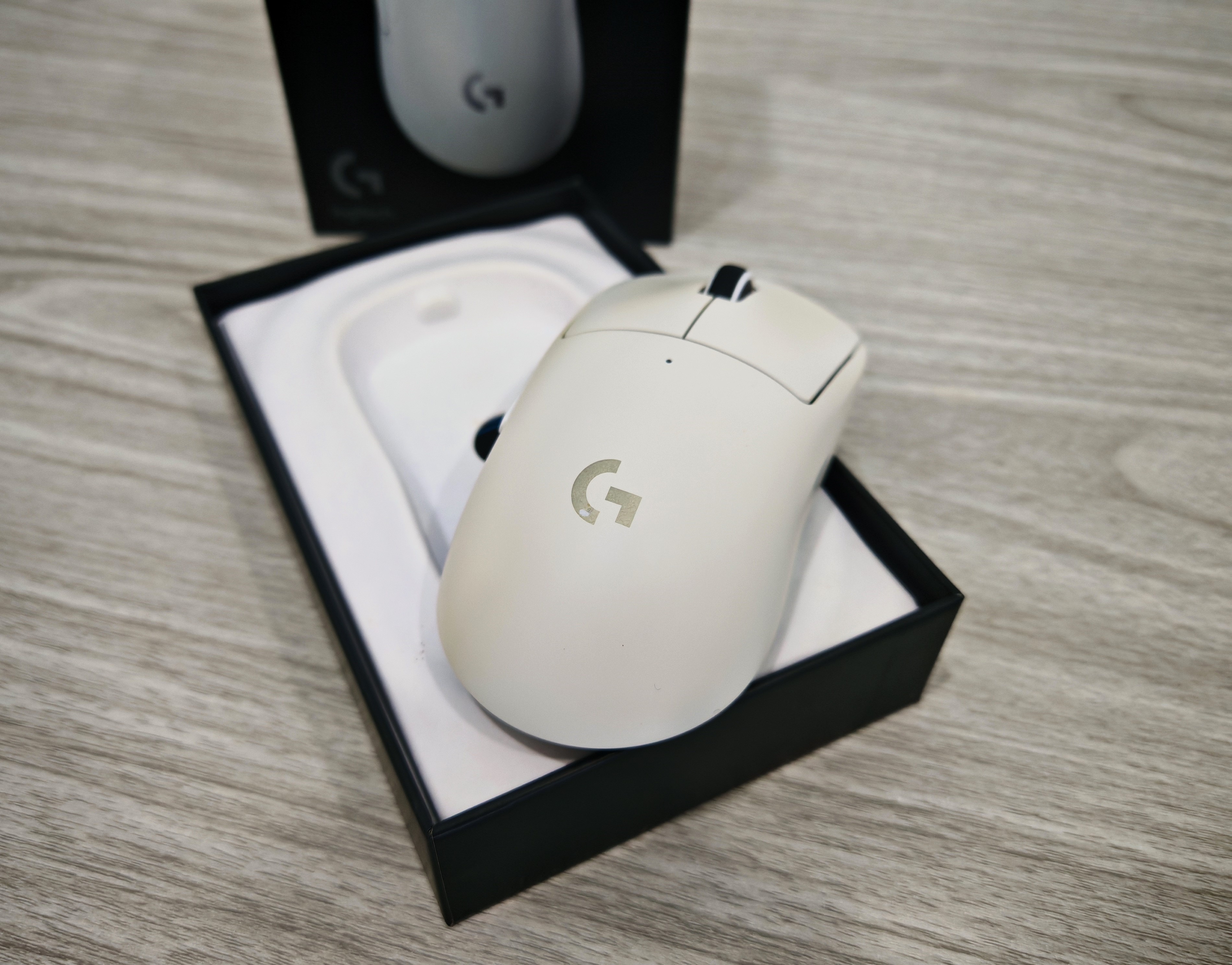เมาส์เกมมิ่งไร้สาย Logitech G PRO X SUPERLIGHT 2