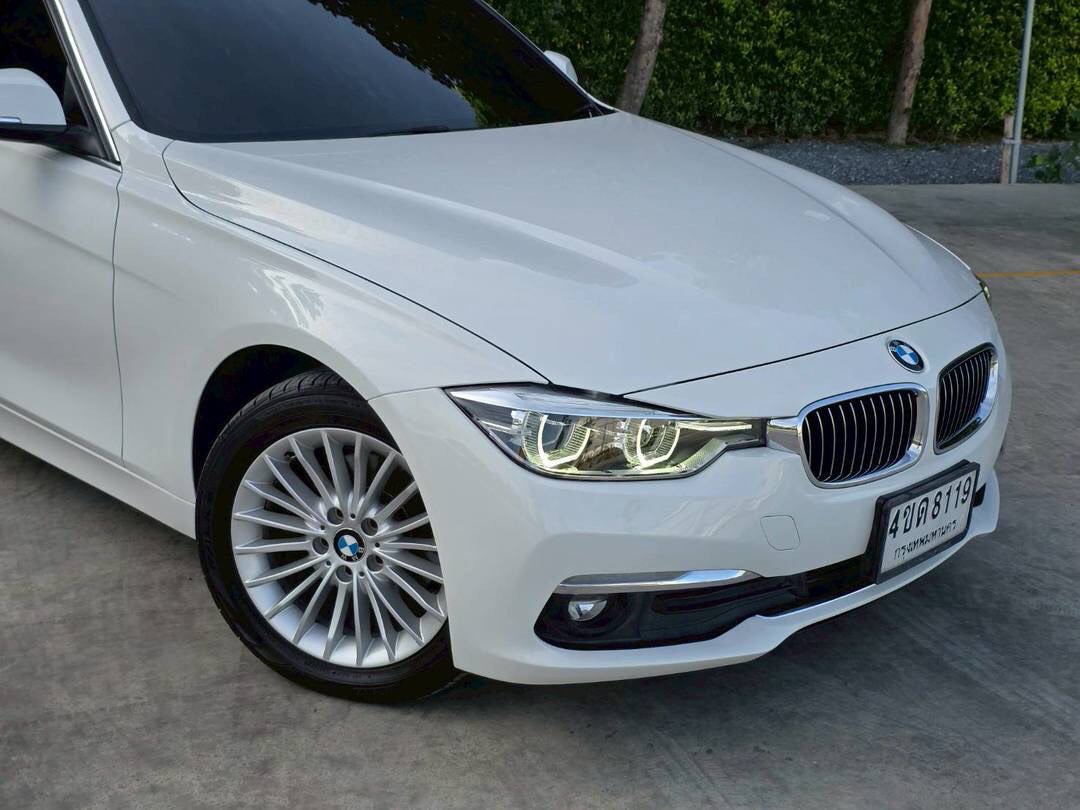BMW 320d F30 LCI ปี 2018