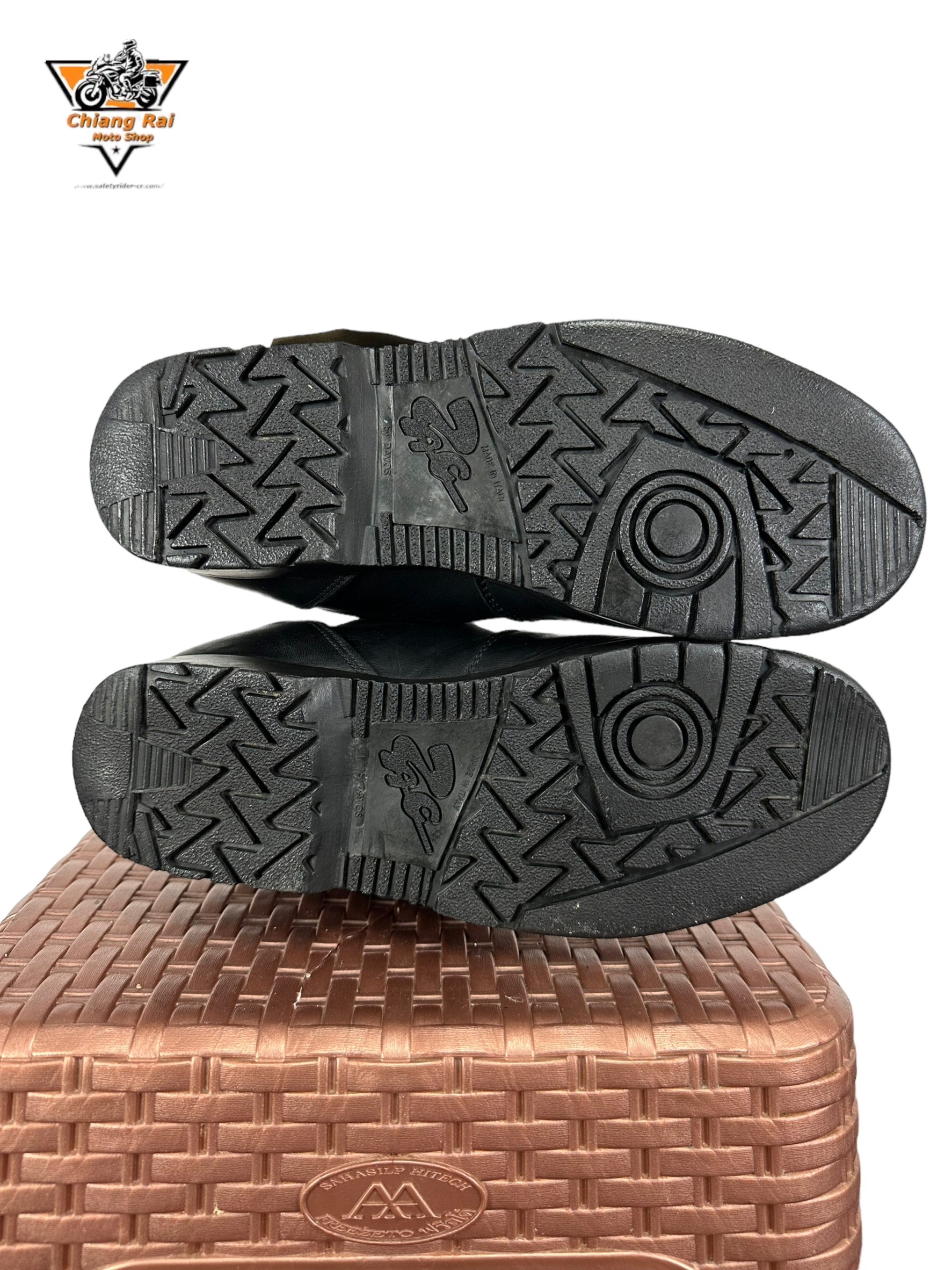 รองเท้าขี่มอเตอร์ไซด์( มือสอง) RCBS-228 Size ขนาดจากป้าย 40:EUR / 6:UK / 24.5:Cm.(DAVOS)