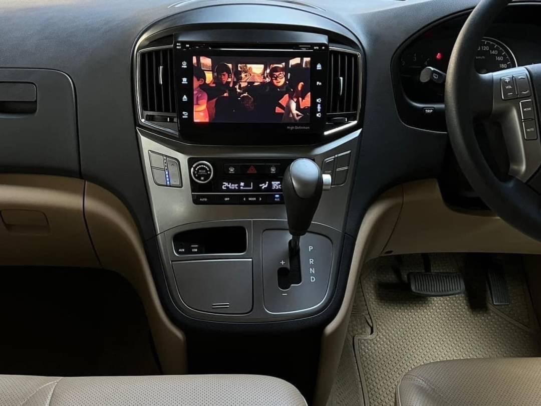 HYUNDAI H-1 ELITE 2.5DIESEL ปี 2019