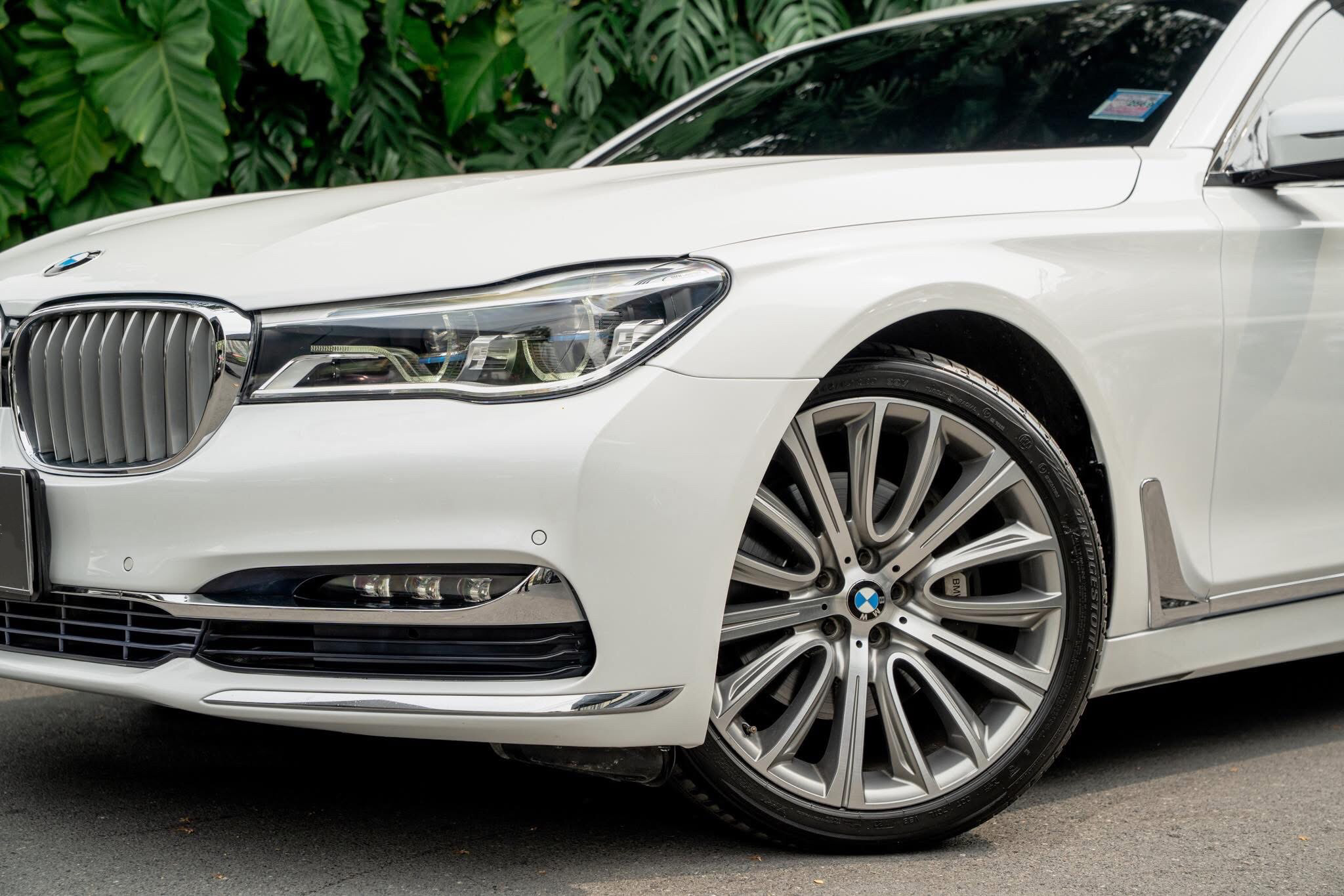 BMW 740Li Pure Excellence ปี 2017