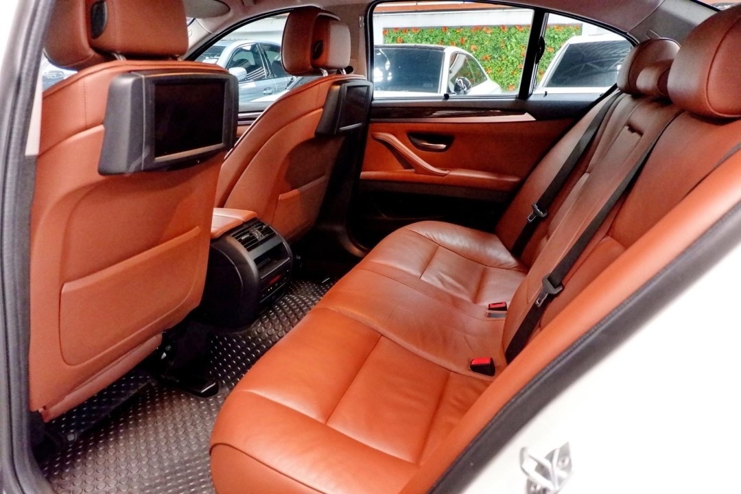 BMW SERIES 5 528i Luxury (F10) ปี 2013