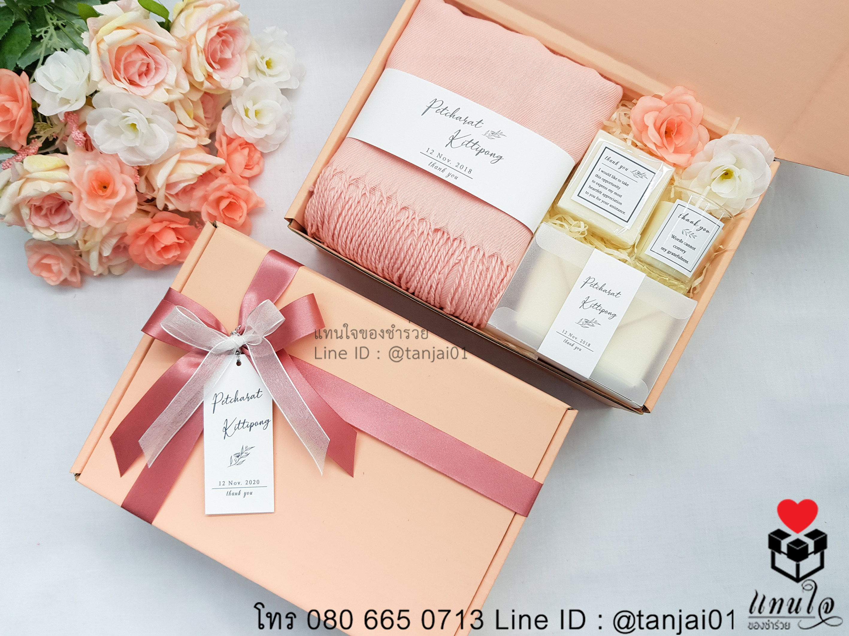 เซ็ตของรับไหว้ 4 ชิ้น ผ้าพันคอแคชเมียร์ กระเป๋าเหรียญ สบู่น้ำนมข้าว เทียนหอม สีชมพู โอโรส โอรส ของรับไหว้ใช้งานได้จริง (1) copy เซ็ตของรับไหว้ 4 ชิ้น ผ้าพันคอแคชเมียร์ กระเป๋าเหรียญ สบู่น้ำนมข้าว เทียนหอม สีชมพู โอโรส โอรส ของรับไหว้ใช้งานได้จริง (1) copy