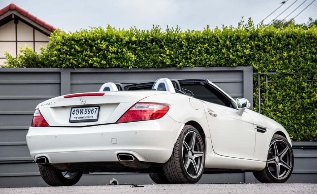Mercedes-Benz SLK200 AMG ปี 2012 จดทะเบียน 2013