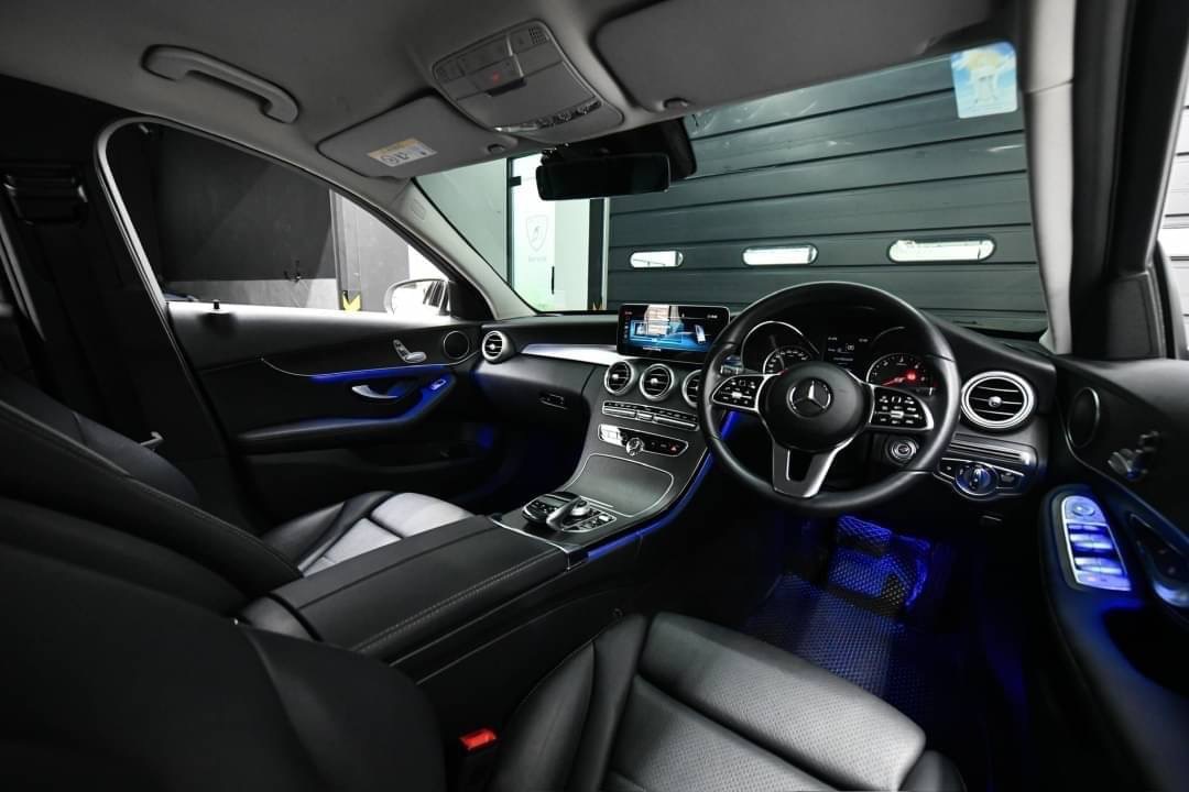 Mercedes Benz C220d avantgarde ปี2022
