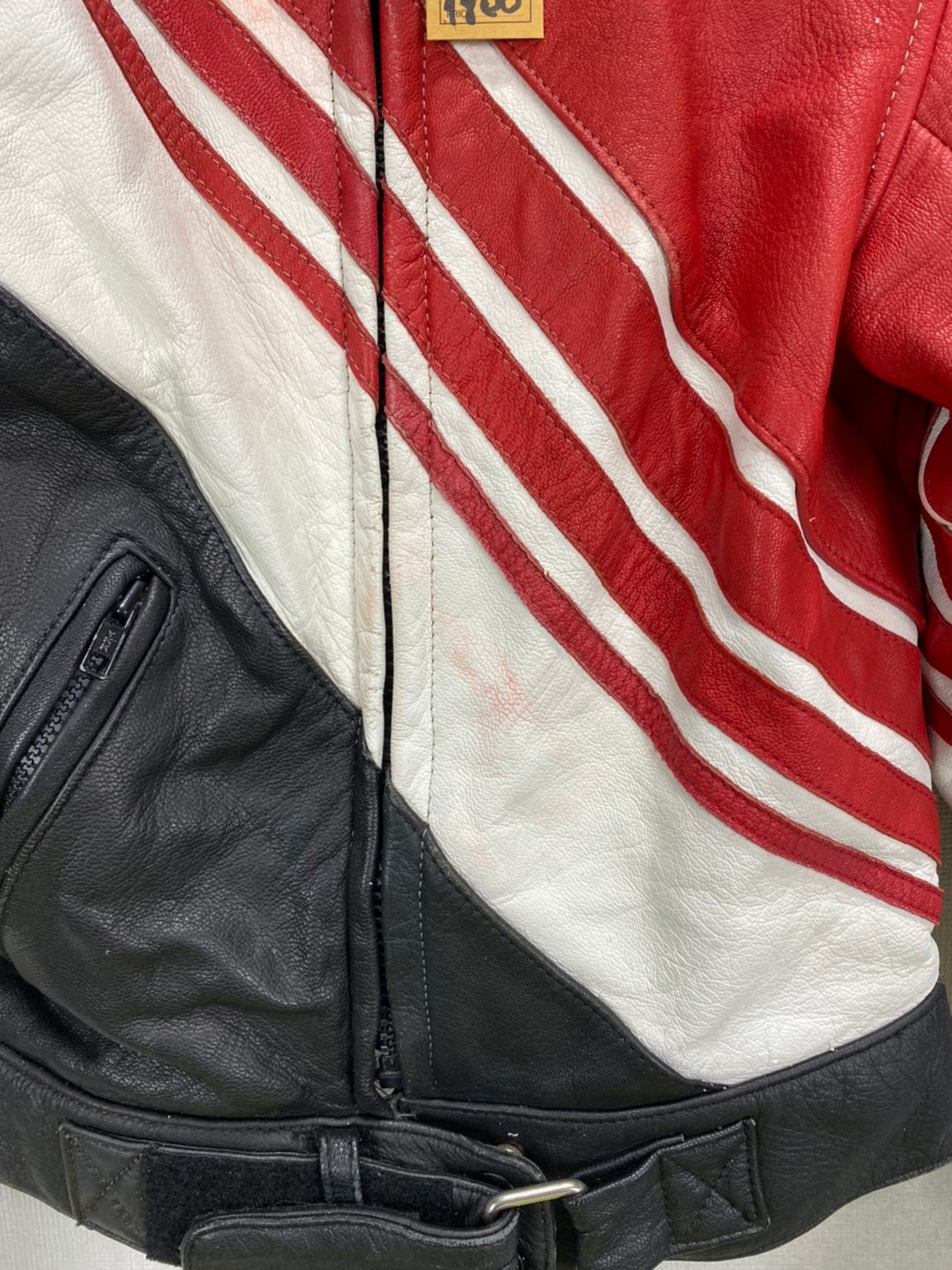 เสื้อการ์ดสำหรับขี่มอเตอร์ไซด์( มือสอง) RCSS 032: อก 34" ยาว 21" ** Heingericke **