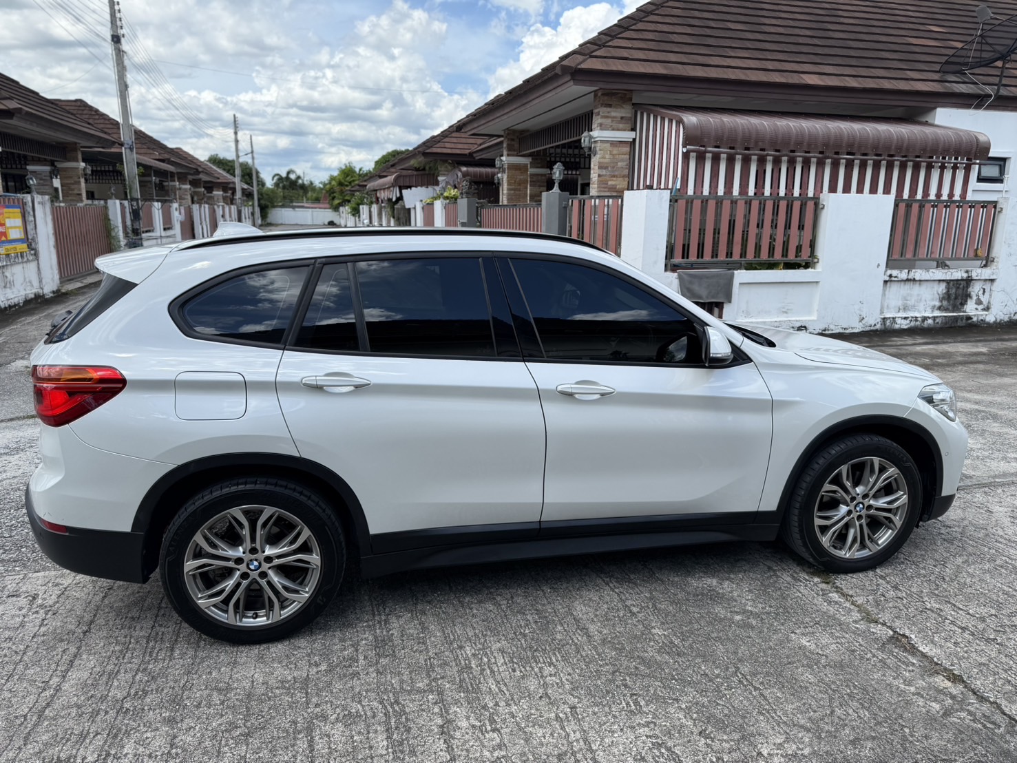 BMW X1 1.8i ปลายปี 2020