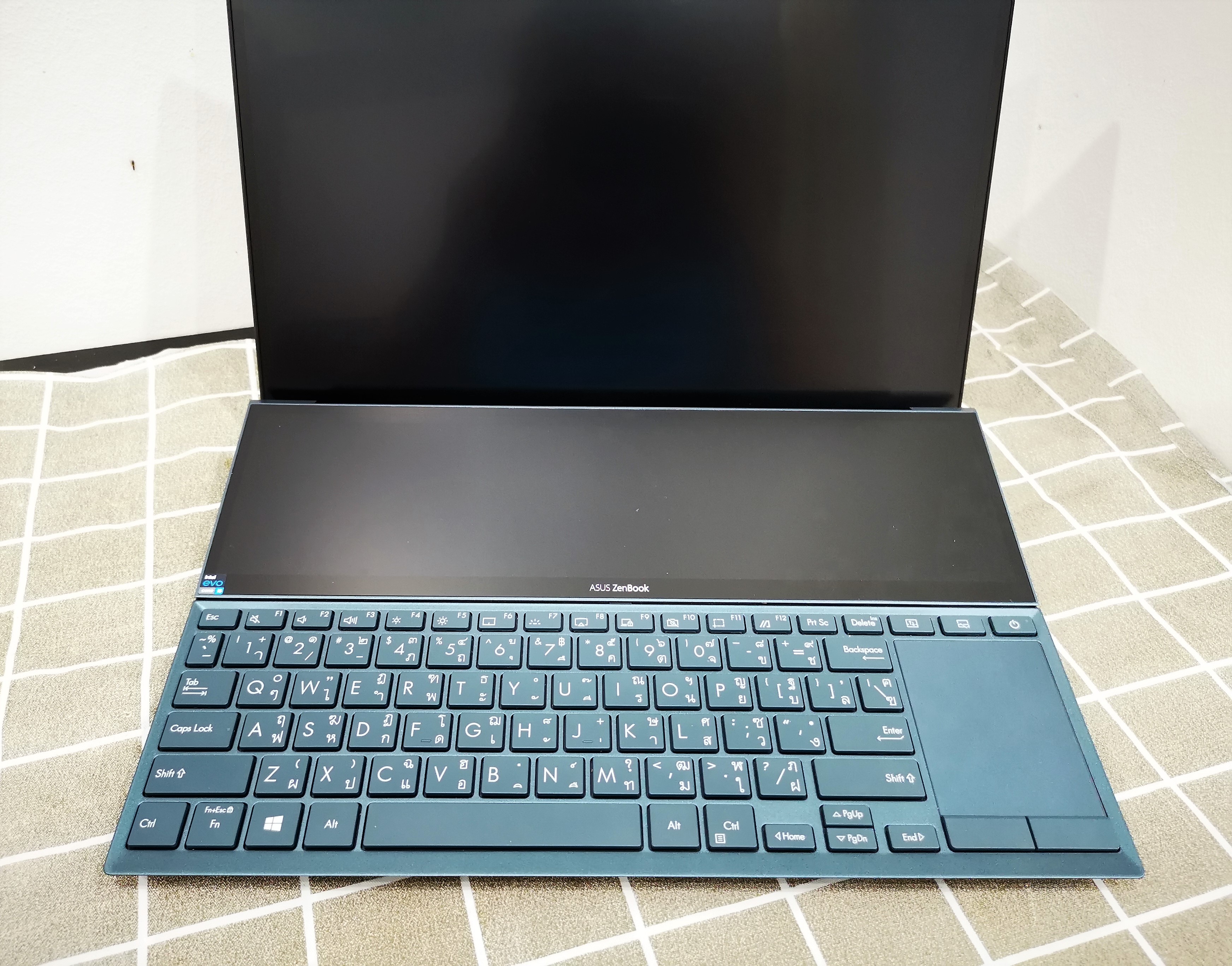 Asus ZenBook Duo UX482EA-HY001TS