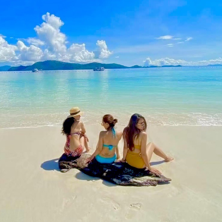 Racha & Coral Island Tour / AVERAGE QUALITY