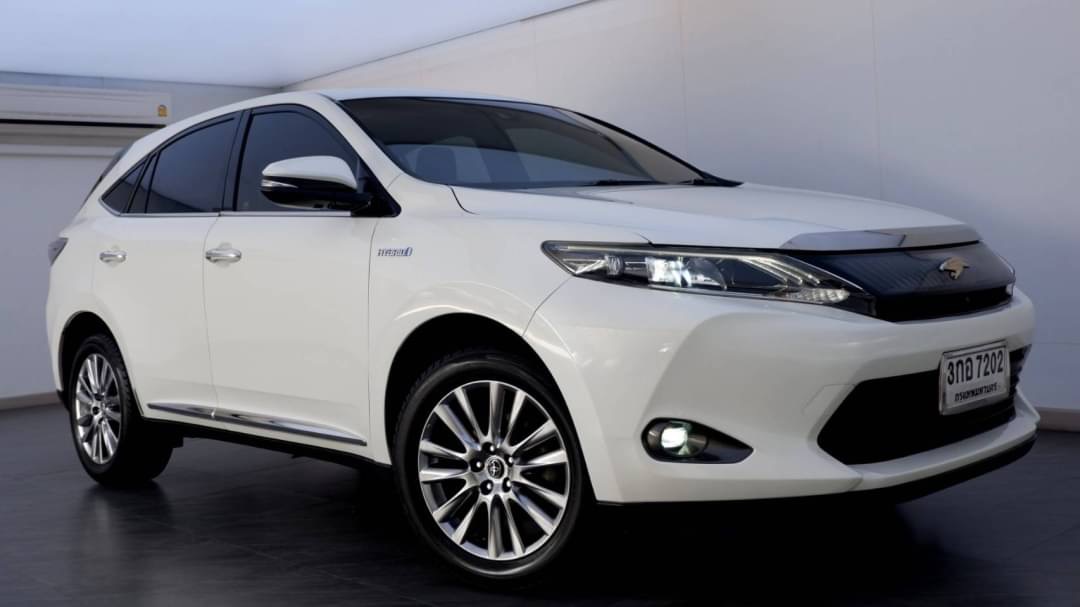Toyota Harrier 2.5 Hybrid ปี 2015