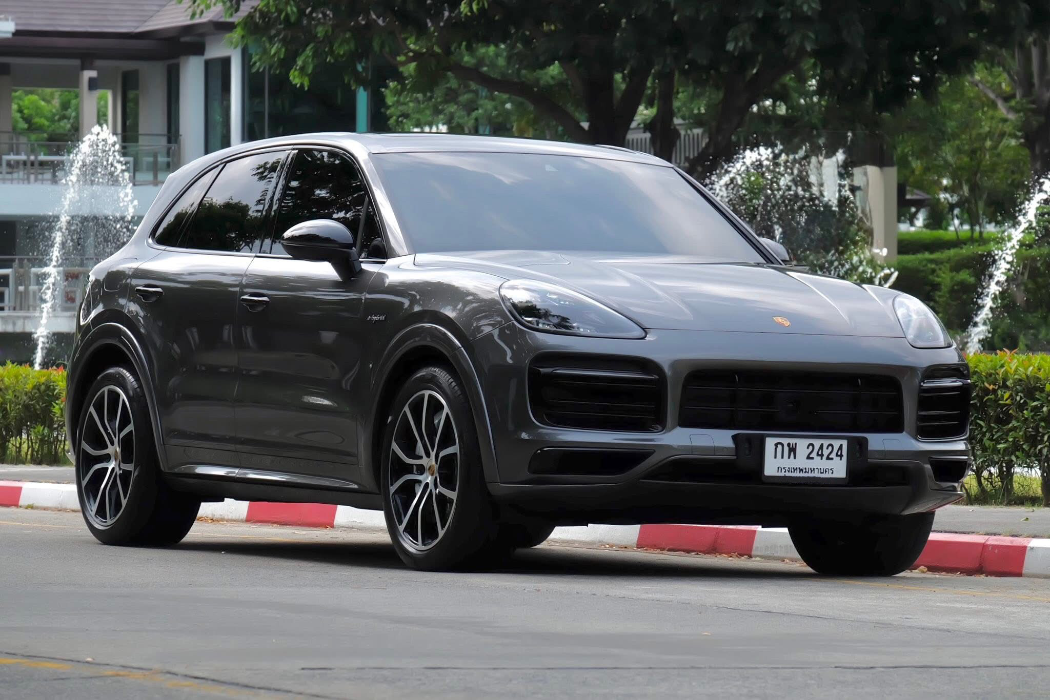 Porsche Cayenne 3.0 E-Hybrid ปี 2021