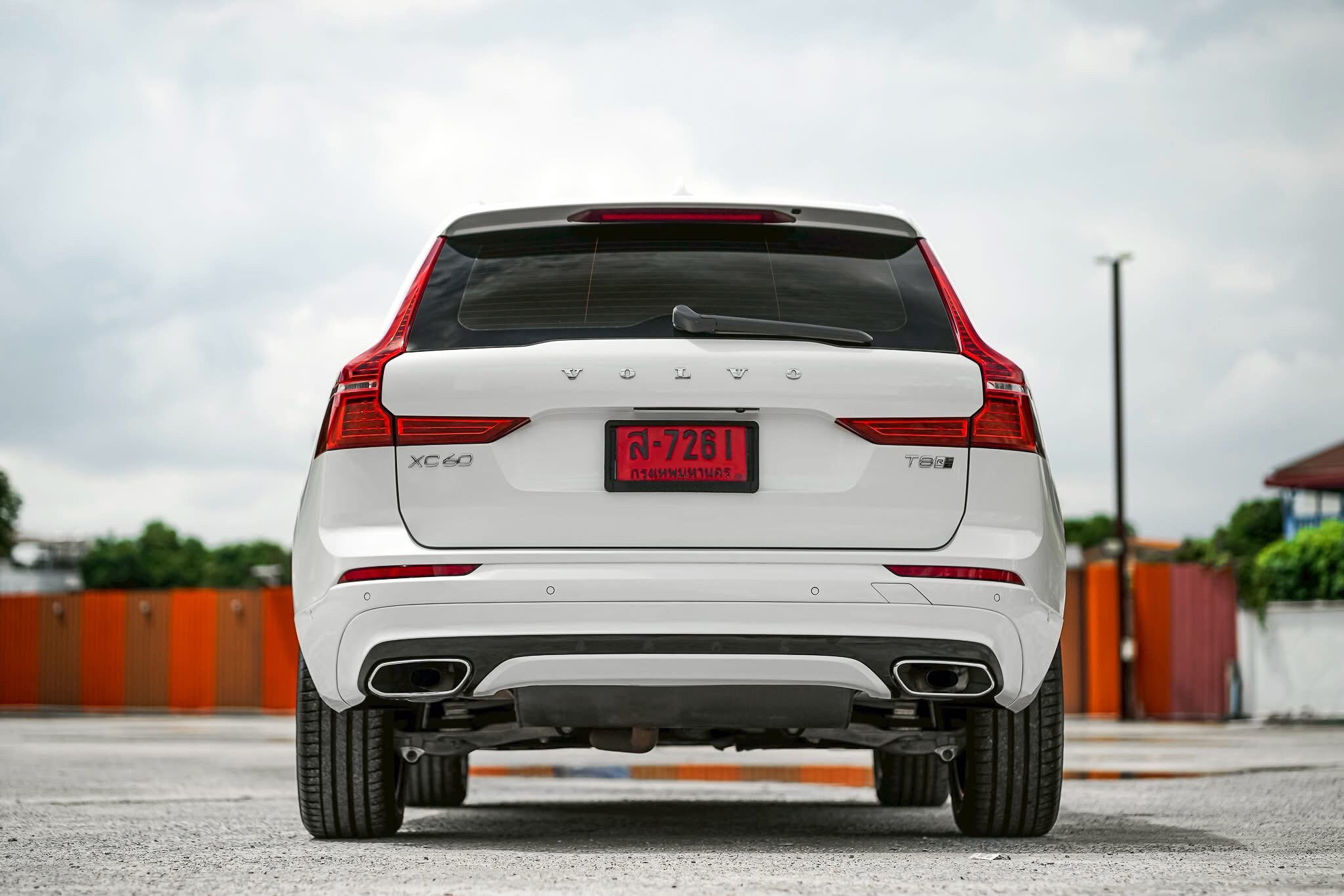 Volvo XC60 T8 Plug-in Hybrid R-Design ปี 2019