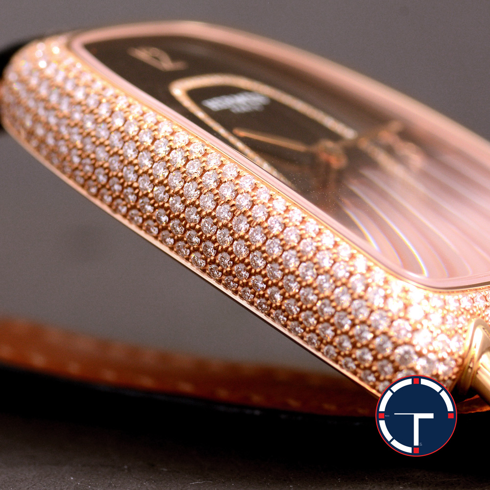 Hermes Galop d'Hermès หน้าปัดหินOnyx ตัวเรือนทองชมพู ฝั่งเพชรหน้าปัด72เม็ด รอบตัวเรือน412เม็ด สายหนังจระเข้Hermes หัวเข็มขัดแท้ มีกล่อง Quartz ขนาด 40x26 mm