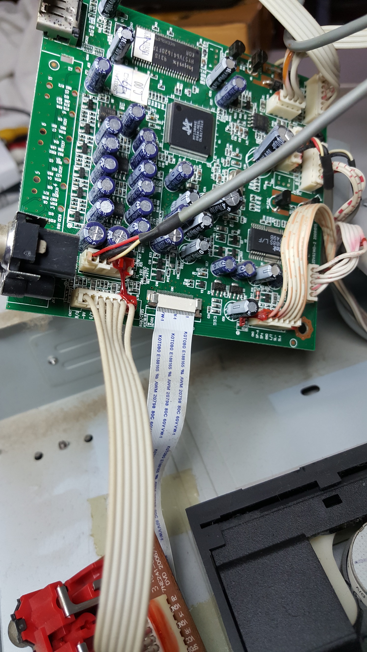 ซ่อมเครื่องเล่นเปีนโนไฟฟ้า หรือ DIGITAL KEYBOARD ยี่ห้อ YAMAHA รุ่น PSR-F50 อาการไม่มีเสียง