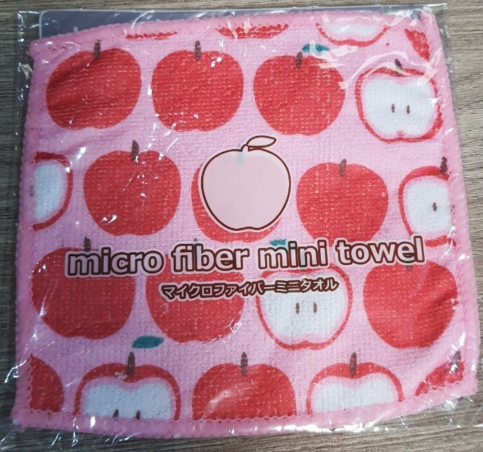 Micro fiber mini towel ผ้าเช็ดหน้า ผ้าอเนกประสงค์ จากญี่ปุ่น Size : 15.5 x 15.5 cm
