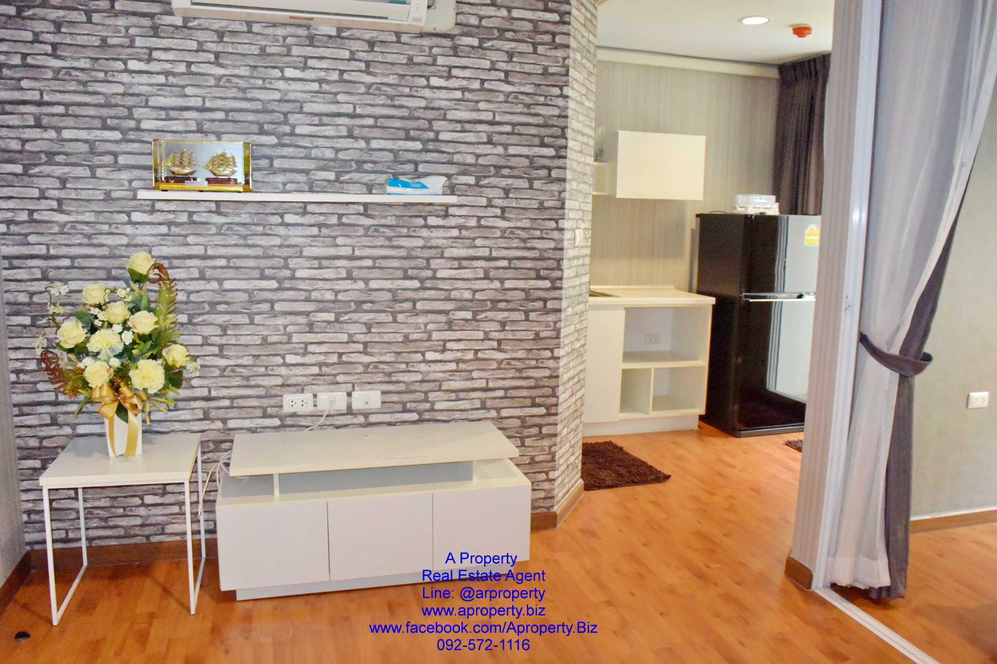ขาย ทิวลิปอ้อมน้อยห้องมุม ขายแล้ว