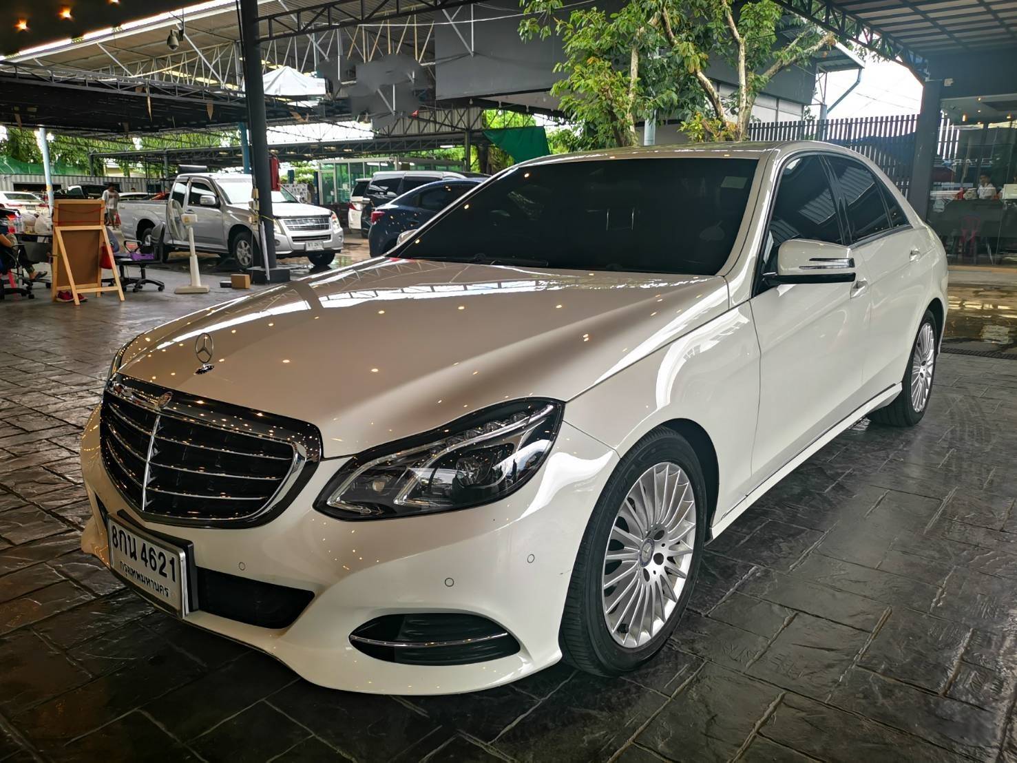 Mercedes Benz E300 bluetecHybrid ปี2013