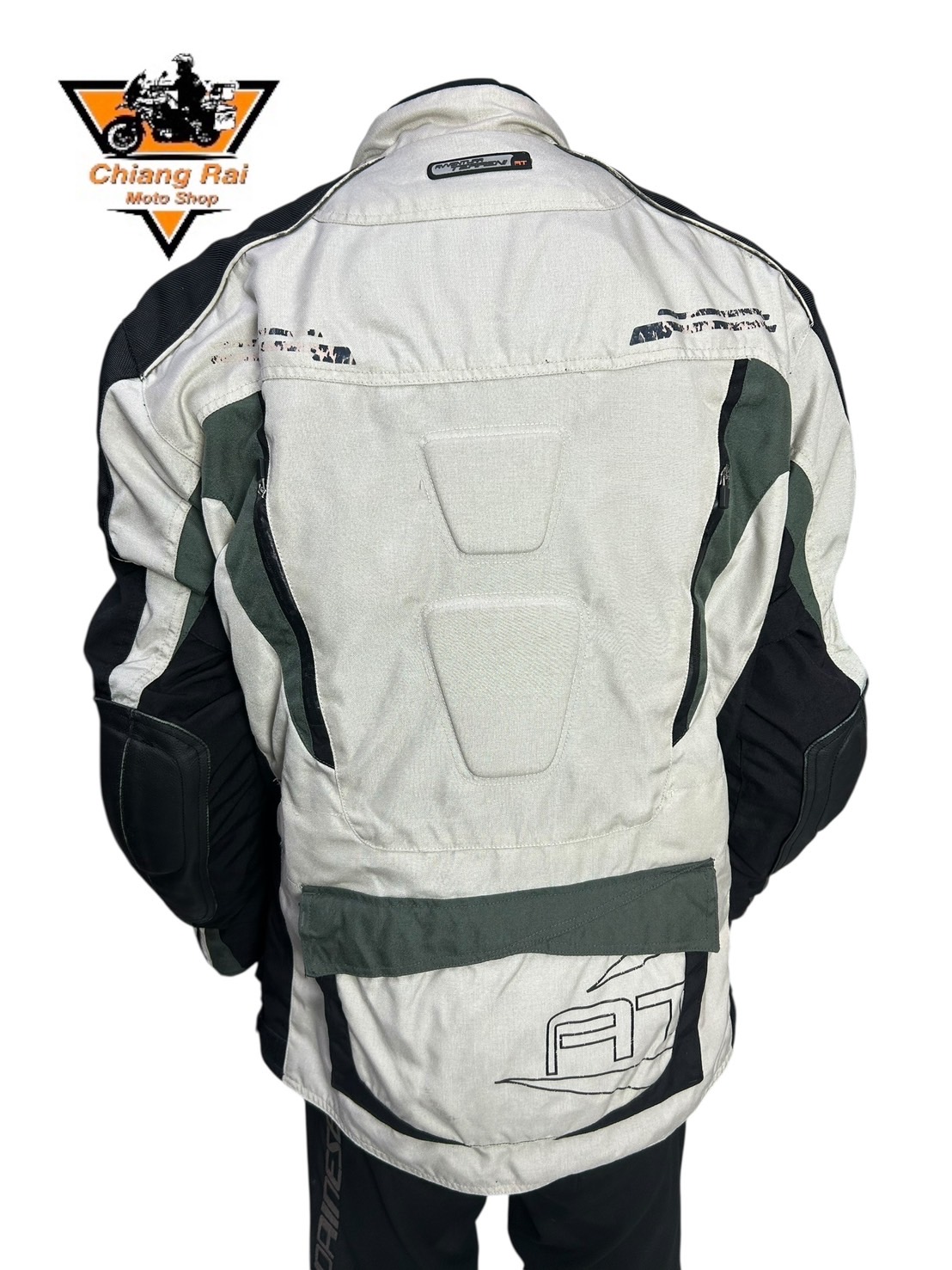 เสื้อขี่มอเตอร์ไซด์( มือสอง) RCTA 779 อก 52" ยาว 30 (XL) **VANUCCI**