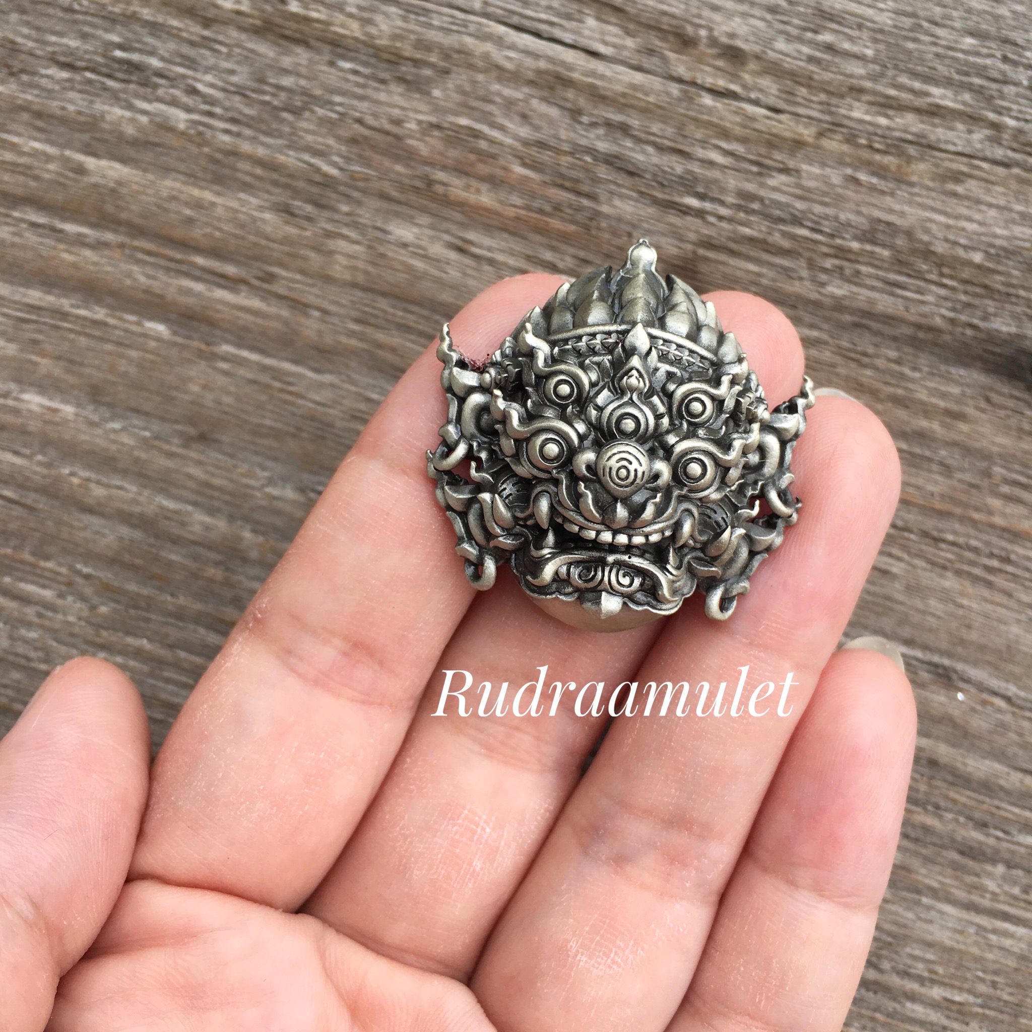 หน้ากากสี่หูห้าตามหาเฮง เนื้อสัมฤทธิ์ รมซาติน