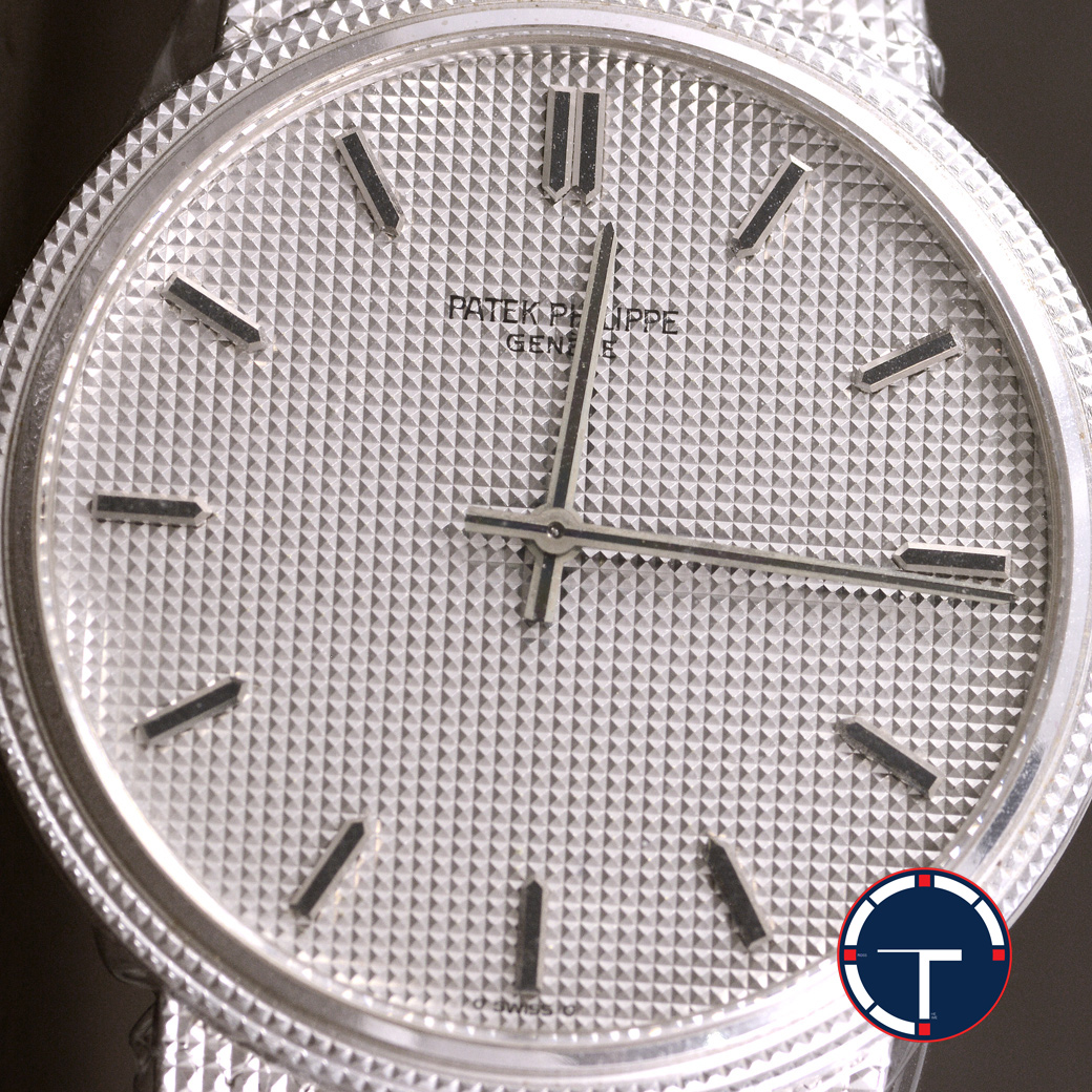 Patek Philippe Calatrava Ref.3611 หน้าปัดพีระมิดเล็ก ตัวเรือนทองคำขาว สายทองคำขาวแท้ หัวเข็มขัดแท้ ไขลาน ขนาด 33 mm