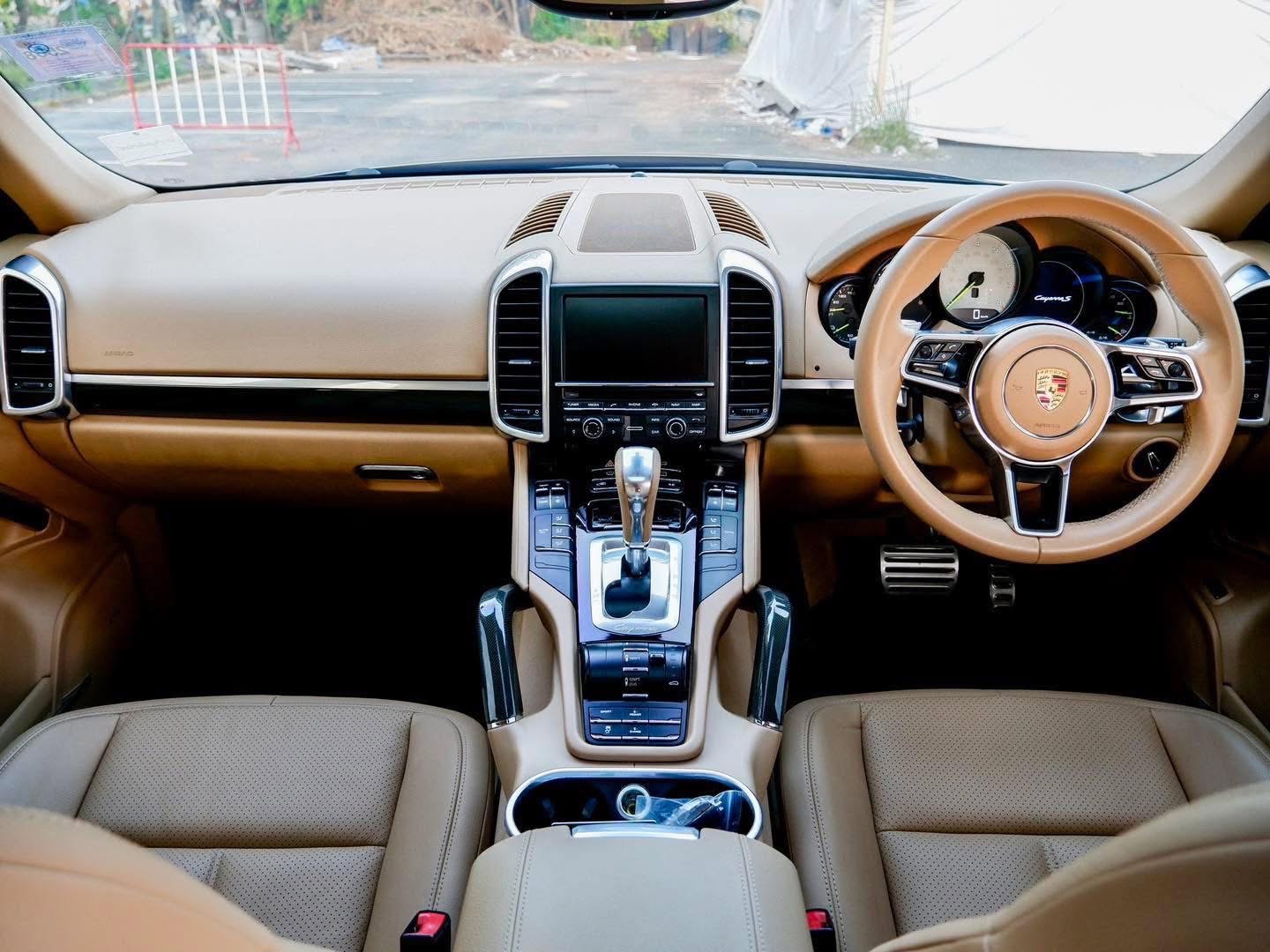 Porsche Cayenne S E-Hybrid Sport Design Package ปี 2015