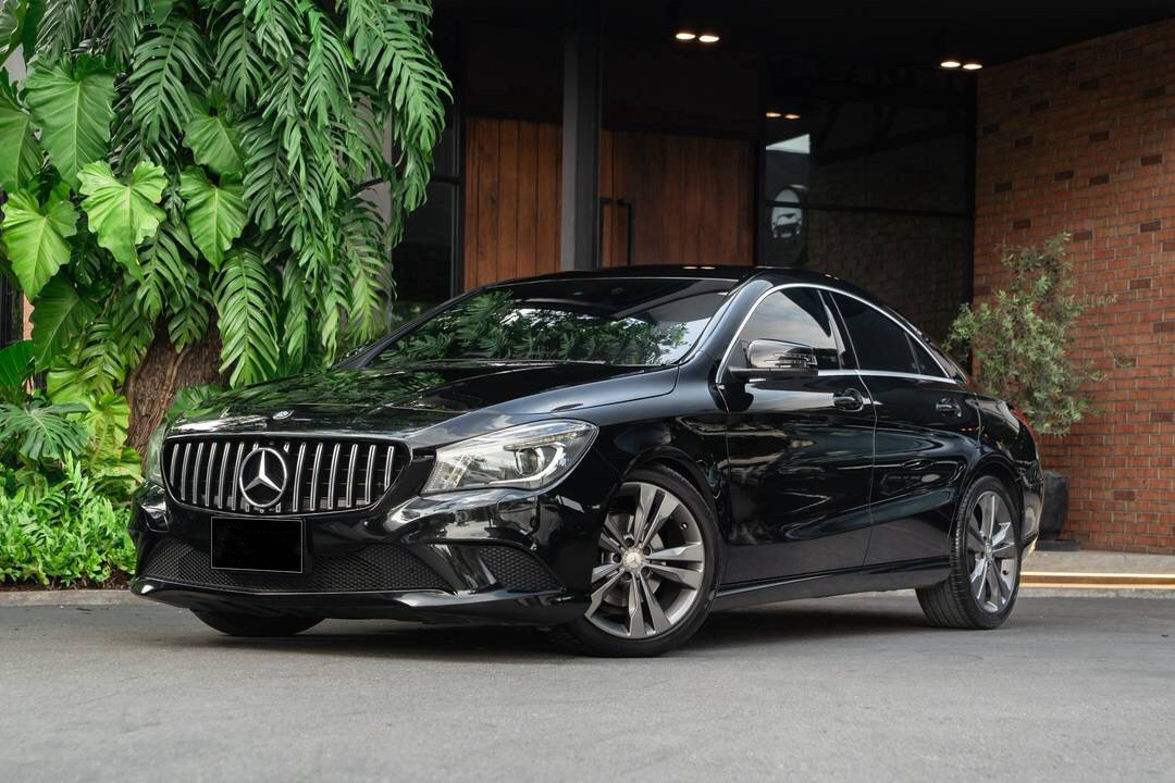 Mercedes-Benz CLA200 Urban ปี 2016