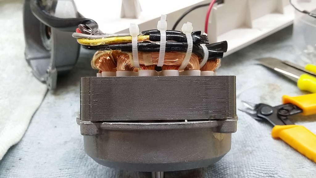 ซ่อมเครื่องฟอกอากาศ ยี่ห้อ 3M รุ่น MFAC-01 อาการพัดลมไม่หมุน