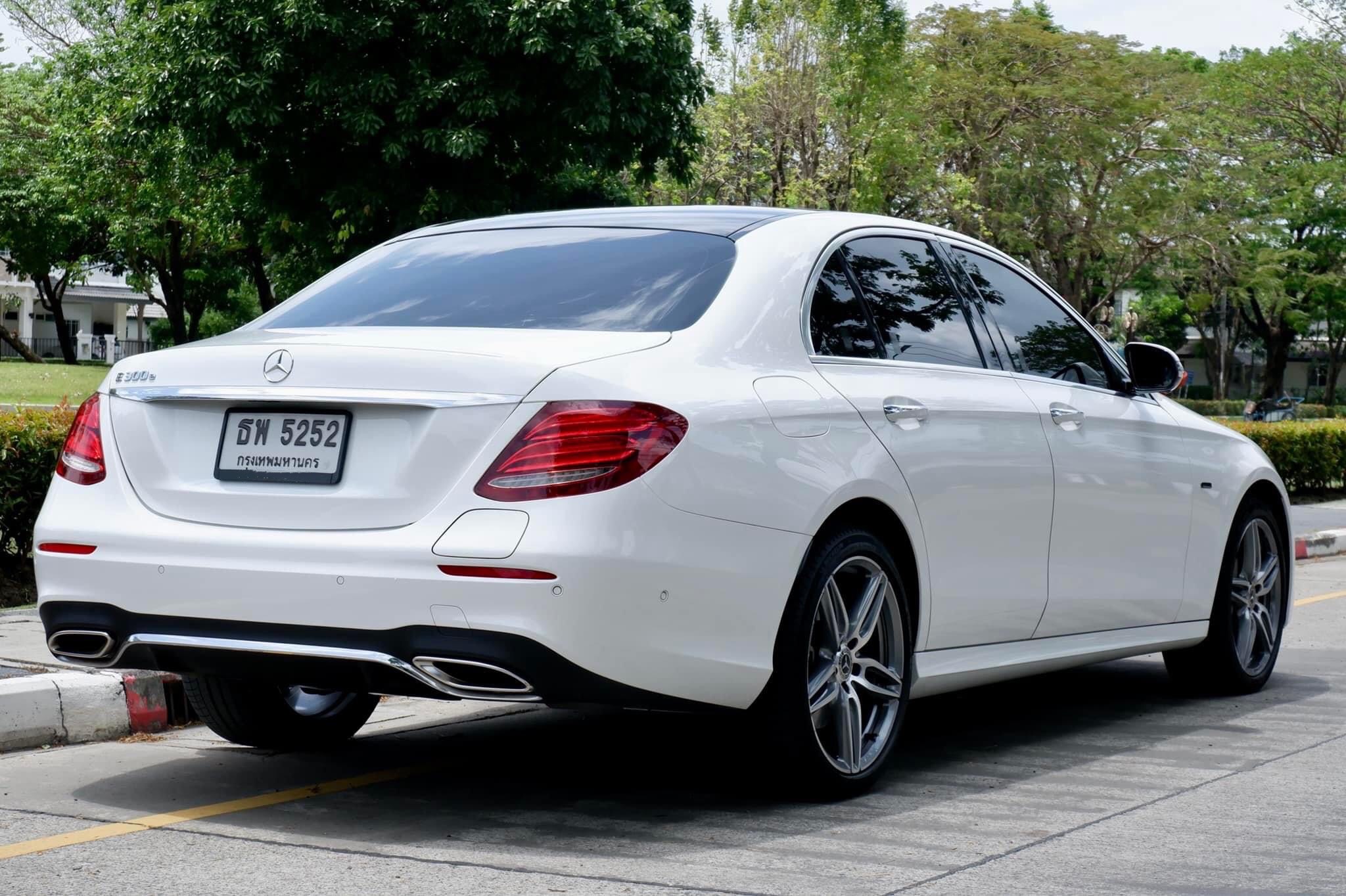 Mercedes Benz E300e AMG Dynamic ปี 2020
