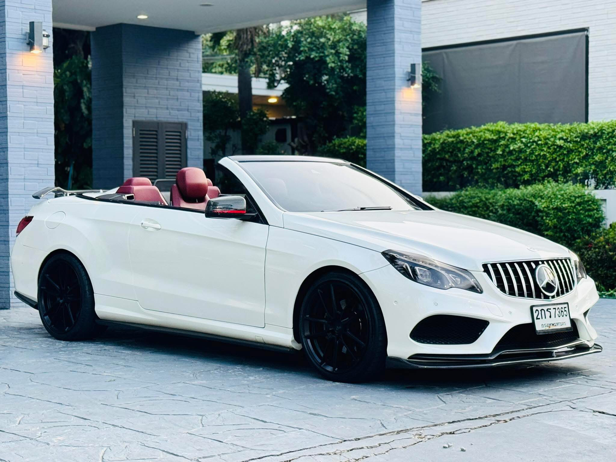 Benz E200 Cabriolet Amg-package ปี 2016