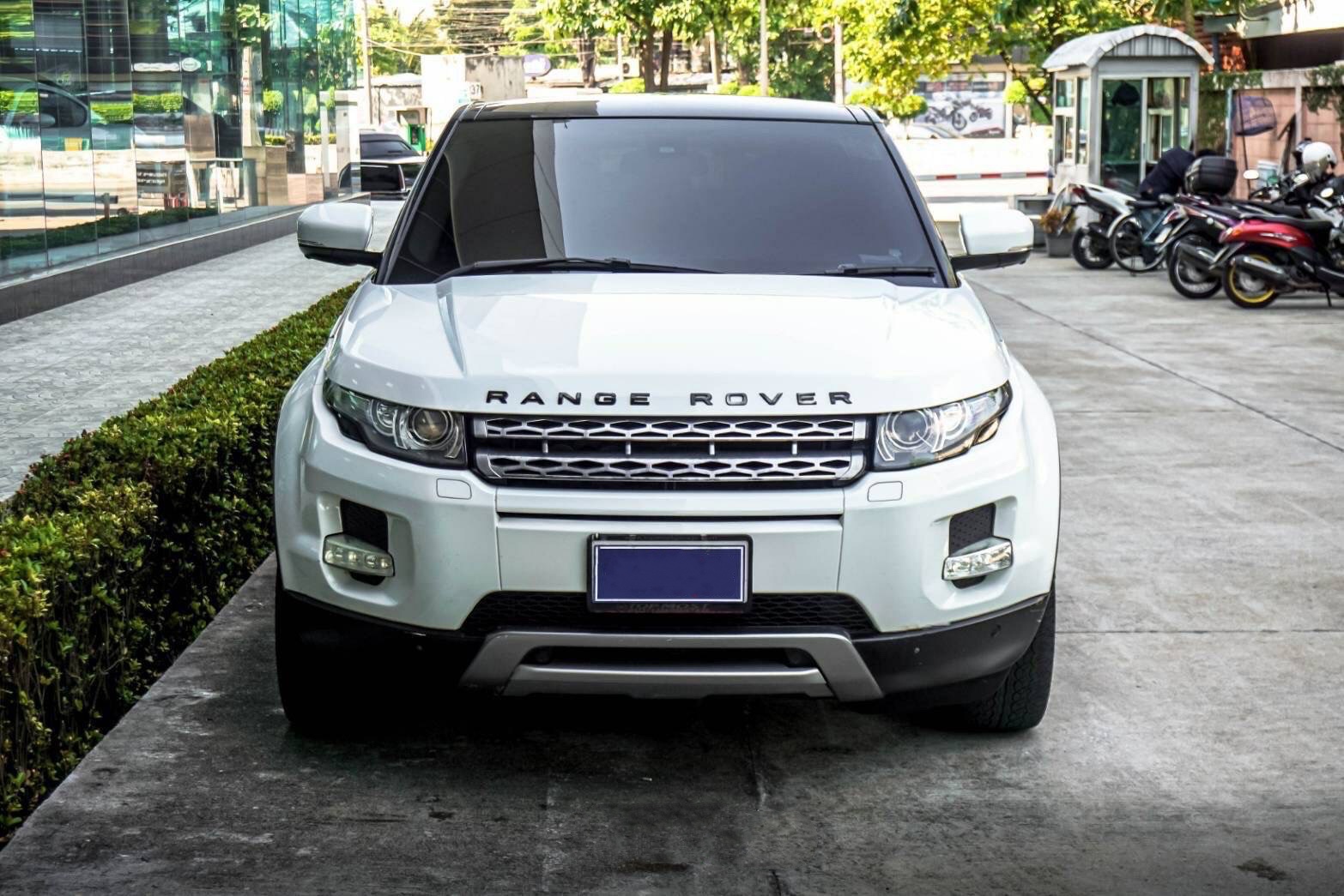 LAND ROVER EVOQUE 2.2D ปี 2012