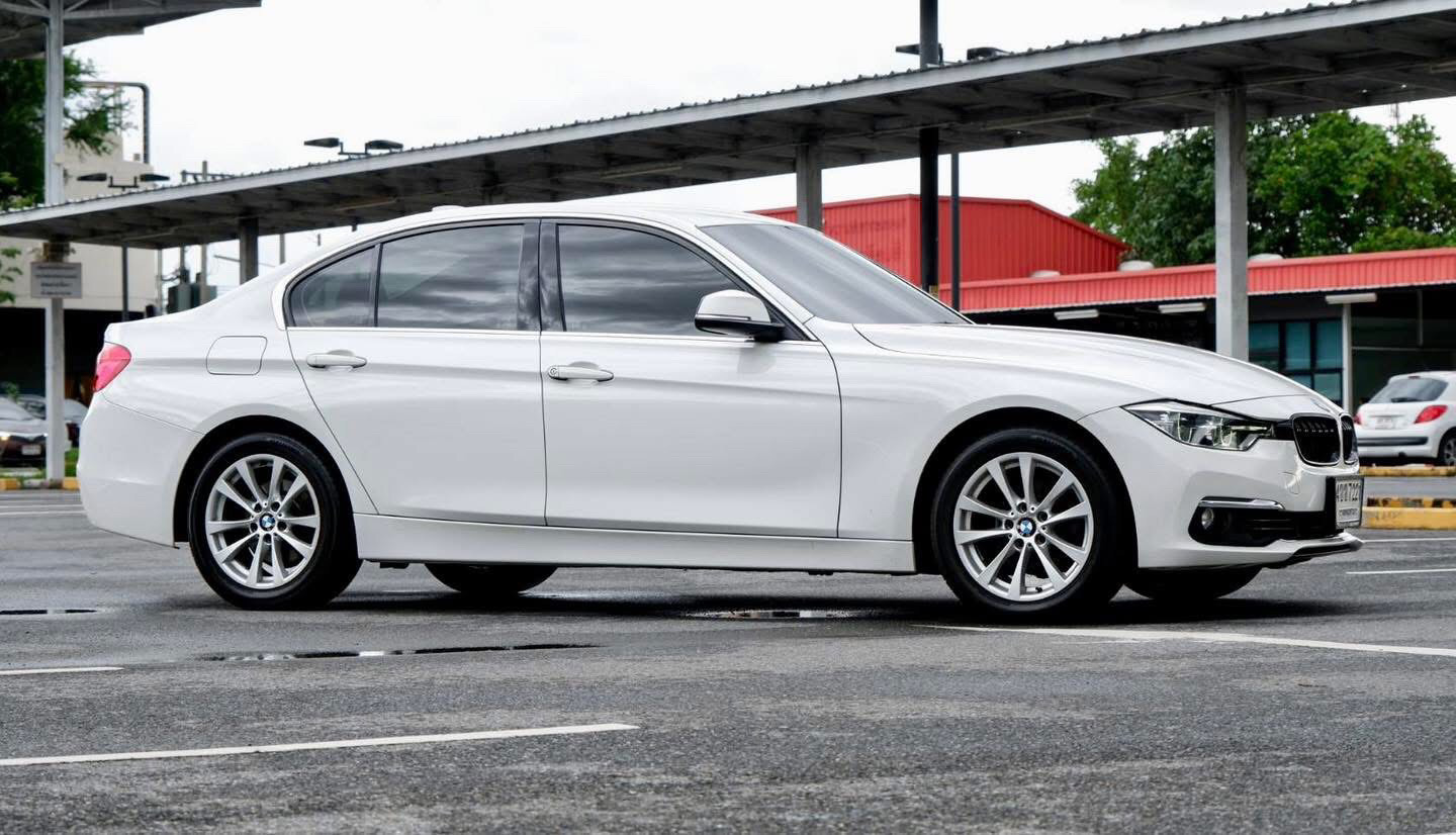 BMW F30 320I LCI Minorchange ปี 2016
