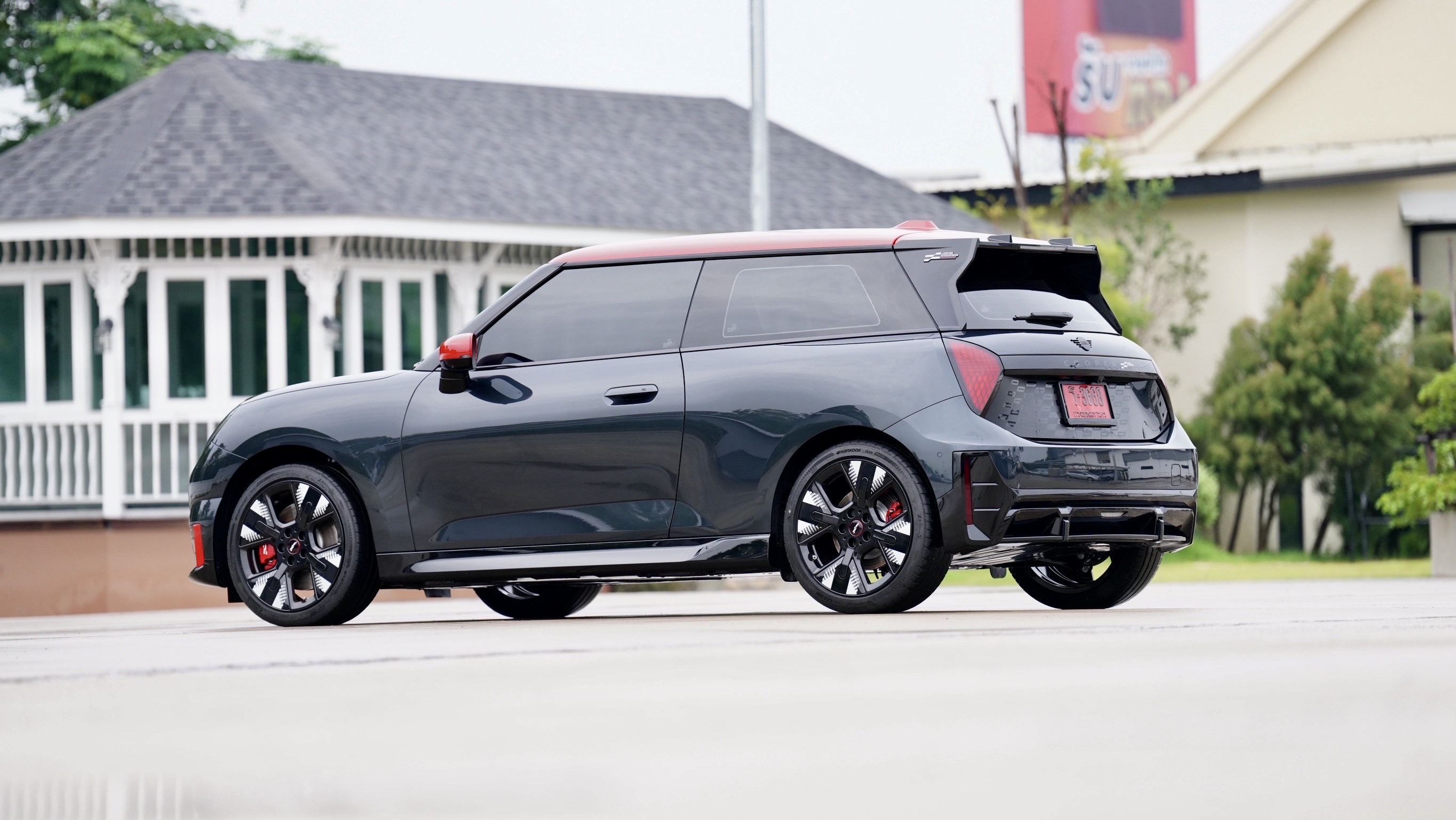 MINI SE JCW J01 Electric ปี 2025