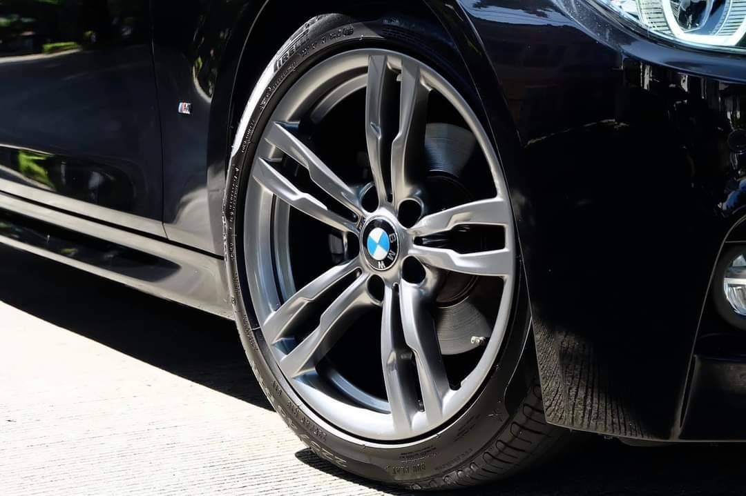 Bmw F30 330e M Sport Package ปี 2017