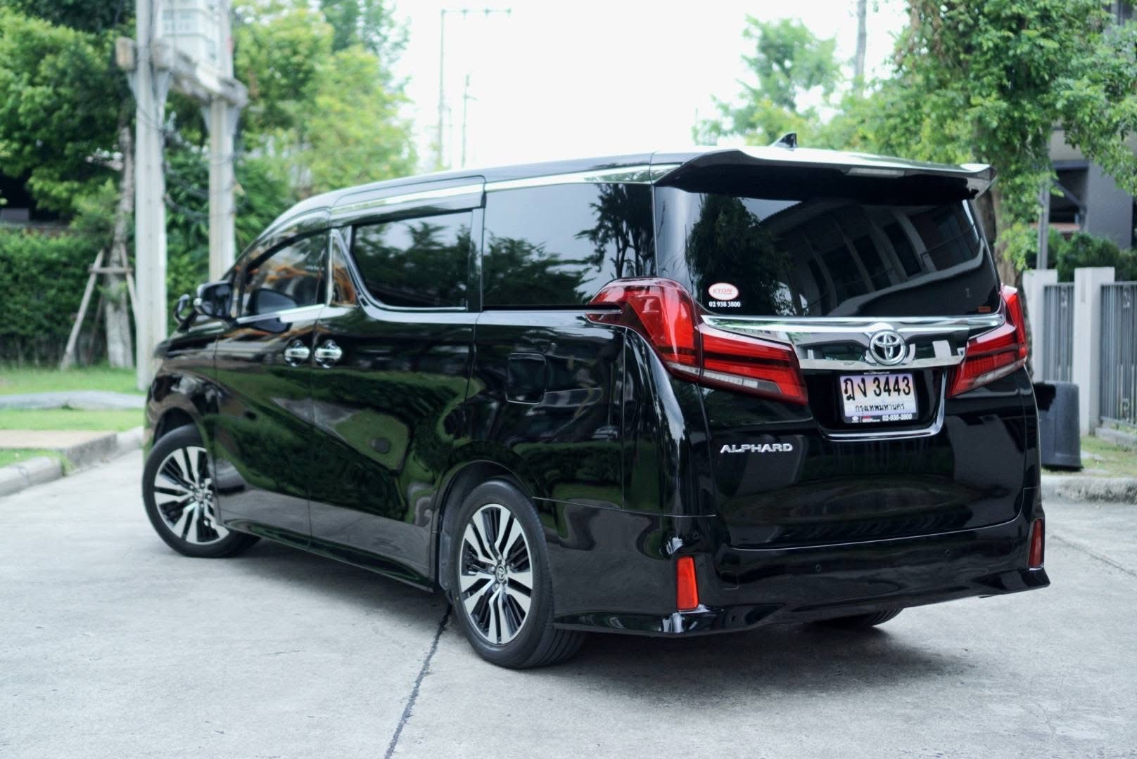 Toyota Alphard SC ปี 2022 แท้ ( MINOR CHANGE )