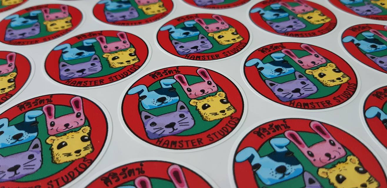 ฉลากสินค้าสติ๊กเกอร์พีวีซี (PVCขาว)