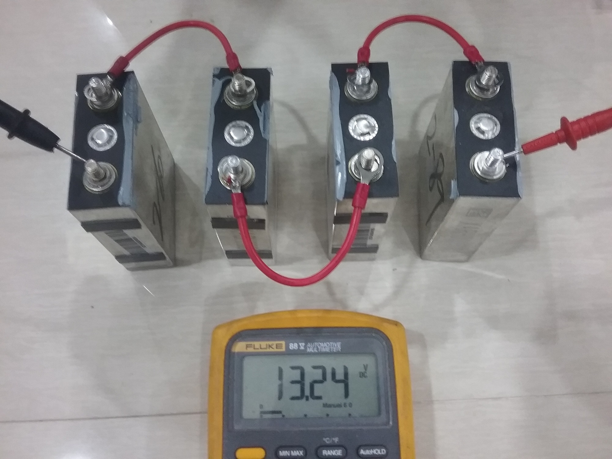 แบตเตอรี่ลิเธียม ฟอสเฟต แกะจากรถยนต์ไฟฟ้า ยี่ห้อ Lishen 3.2v 10Ah