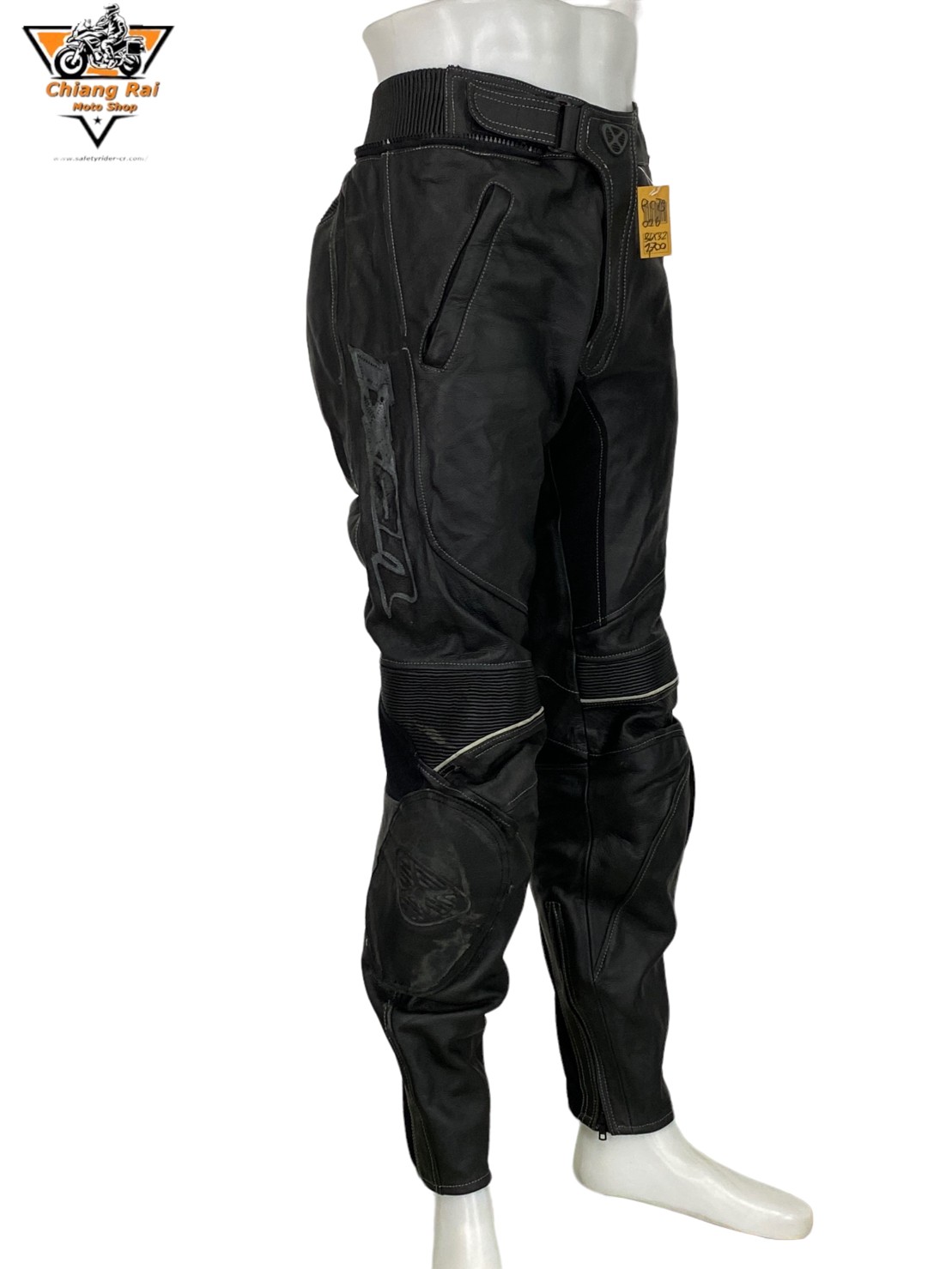 กางเกงขี่มอเตอร์ไซด์ ( มือสอง ) RCTS 026 : เอว 36" ยาว 32" ixon